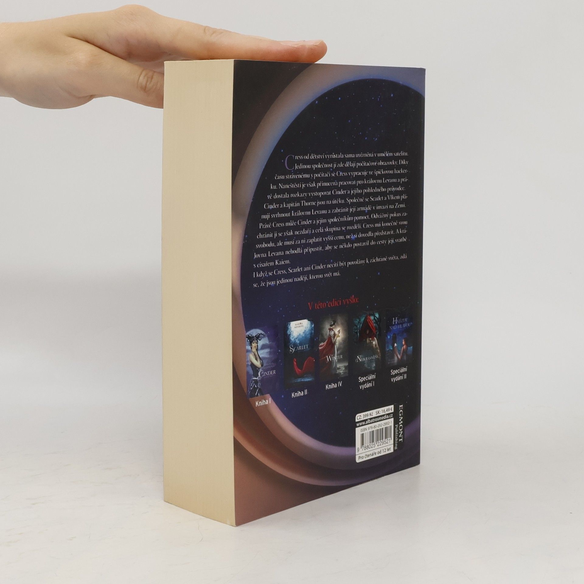 Marissa Meyer Měsíční kroniky. Cress