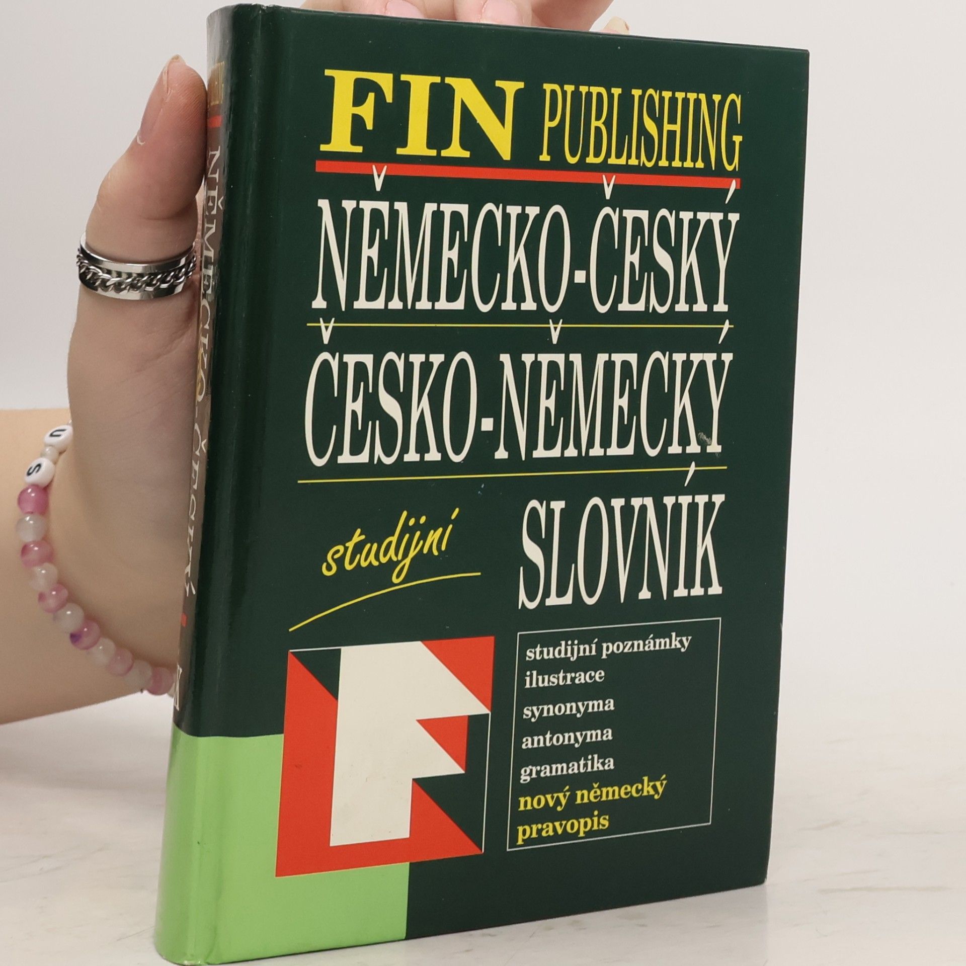 Autorenkollektiv Německo-český, česko-německý studijní slovník