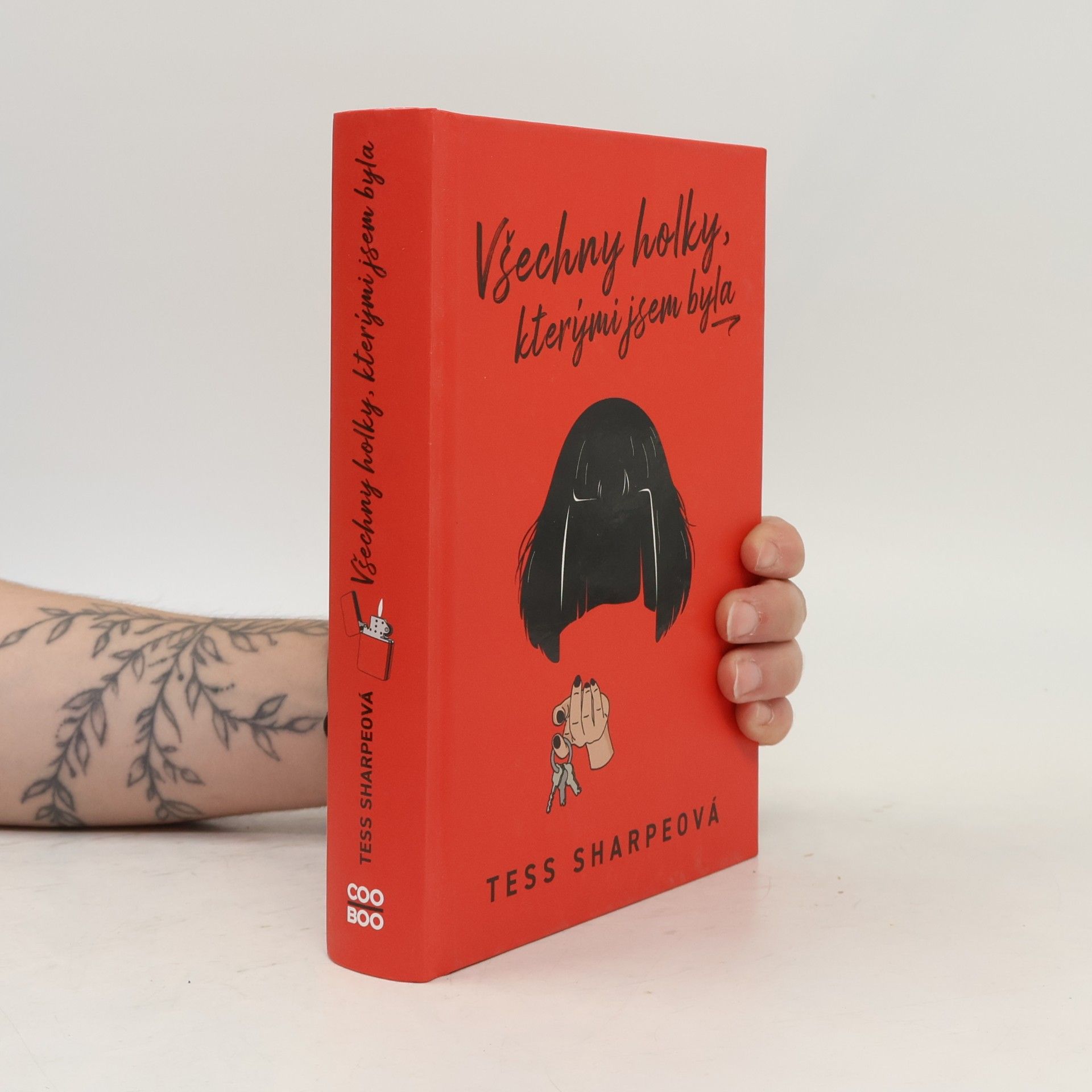 Tess Sharpe Všechny holky, kterými jsem byla