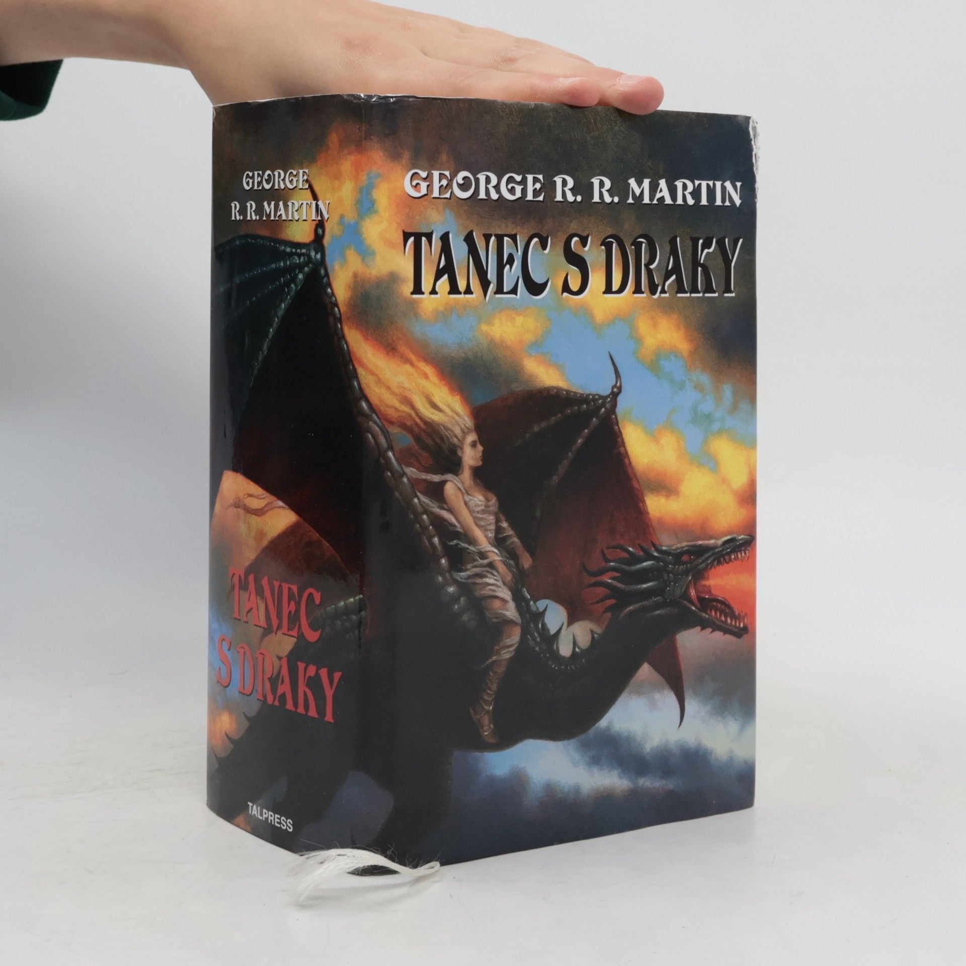 George R. R. Martin Tanec s draky