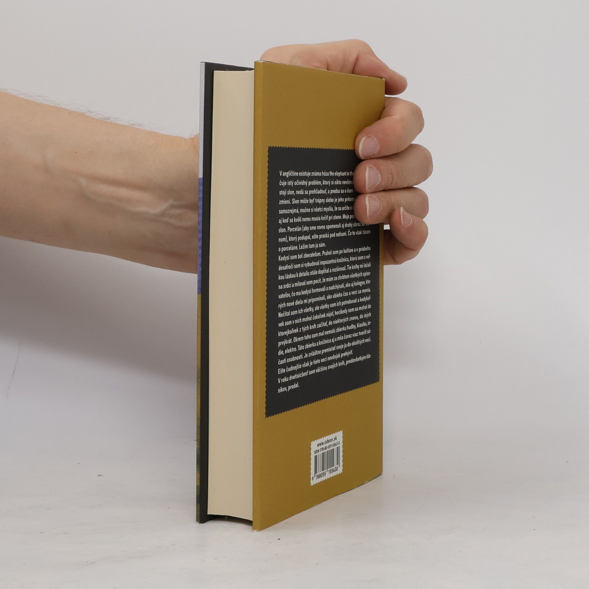 Thomas Melle Svet za chrbtom
