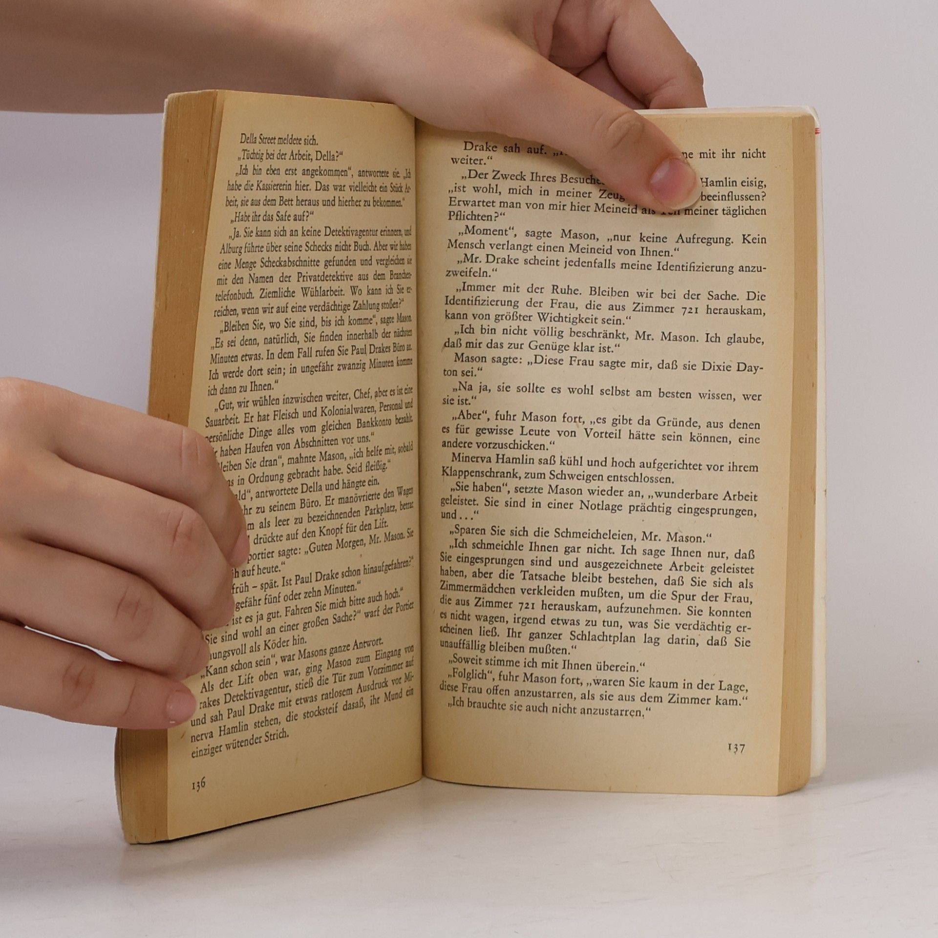 Erle Stanley Gardner Motten im Nerz