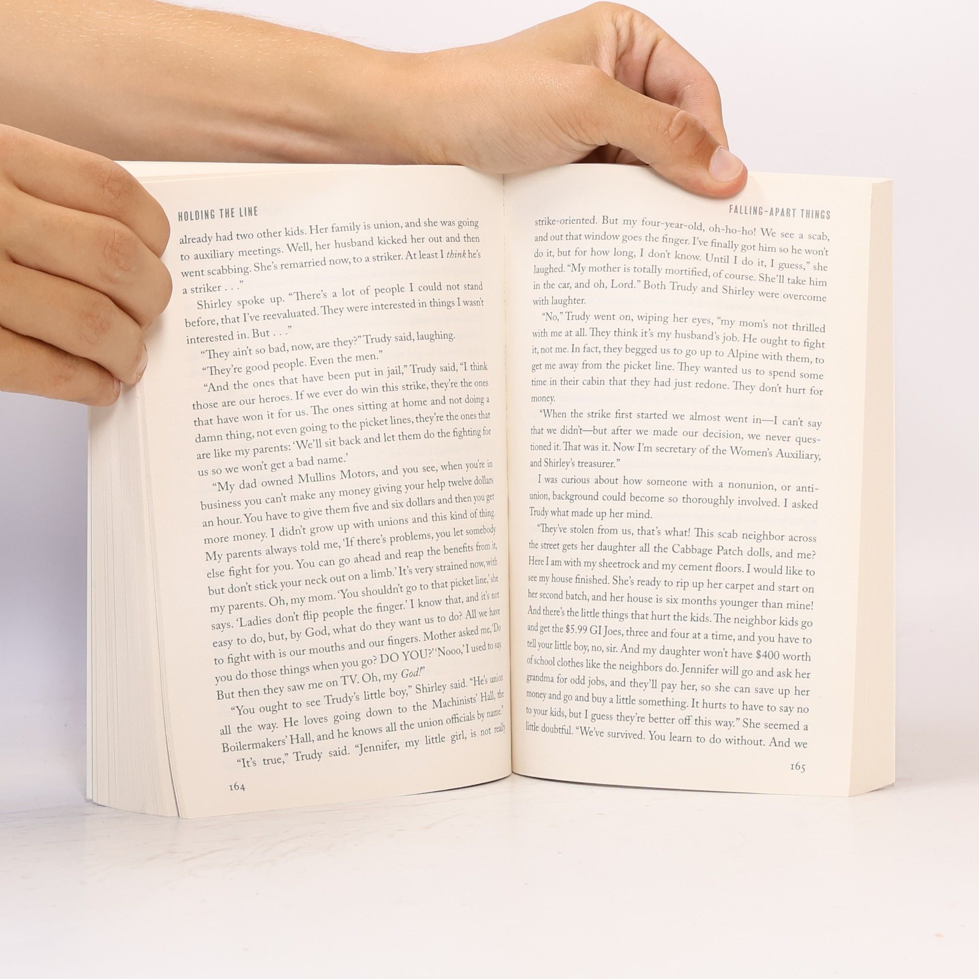 Barbara Kingsolver Holding the Line