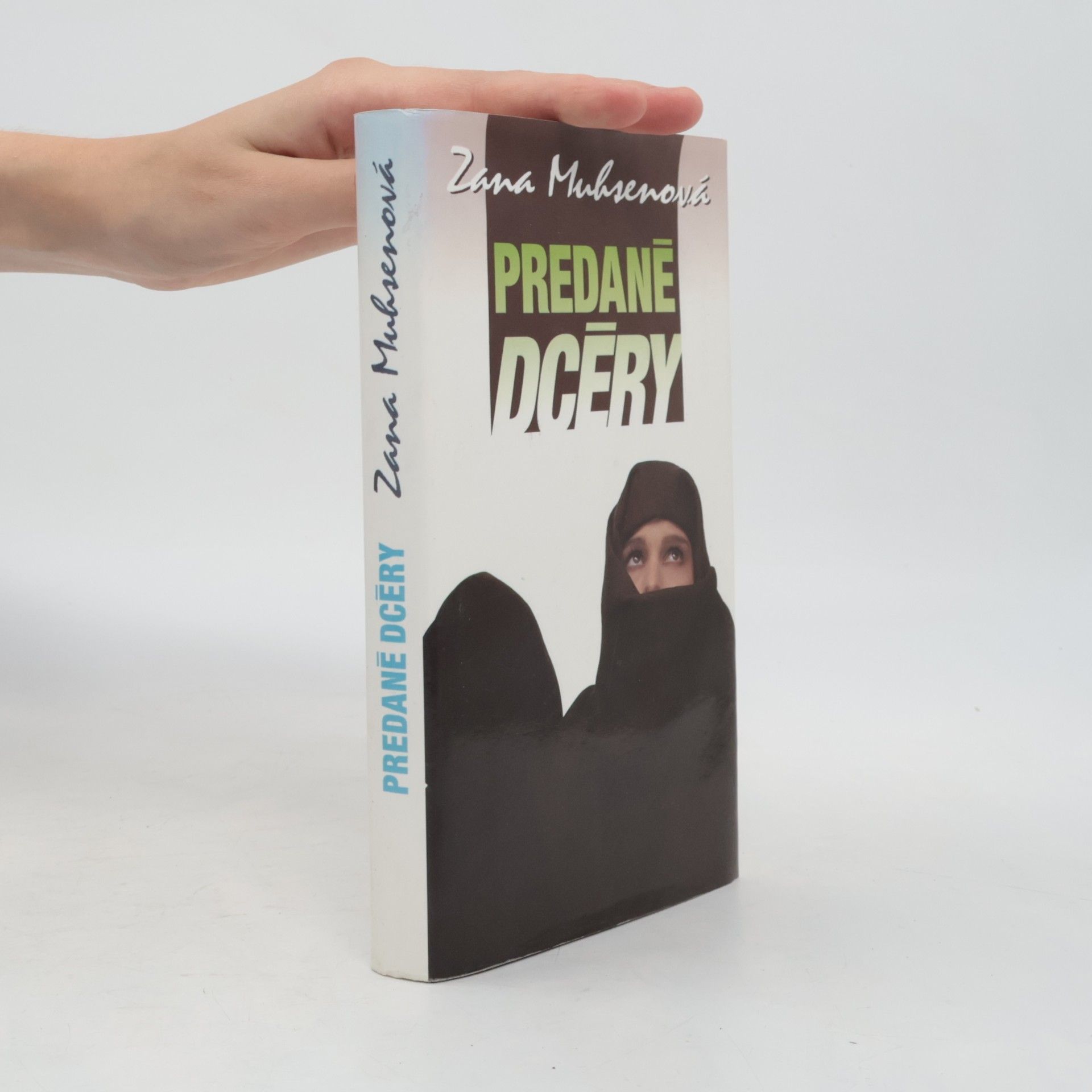 Zana Muhsen Predané dcéry