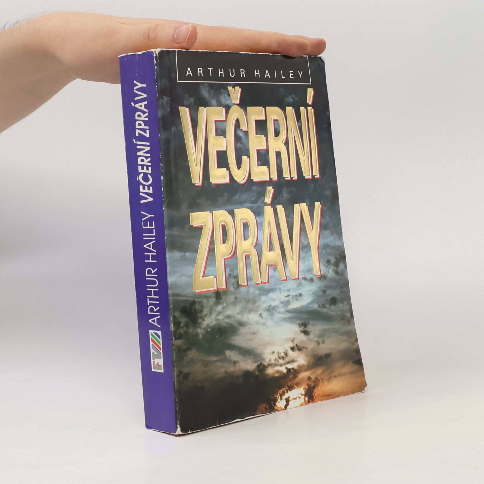 Arthur Hailey Večerní zprávy