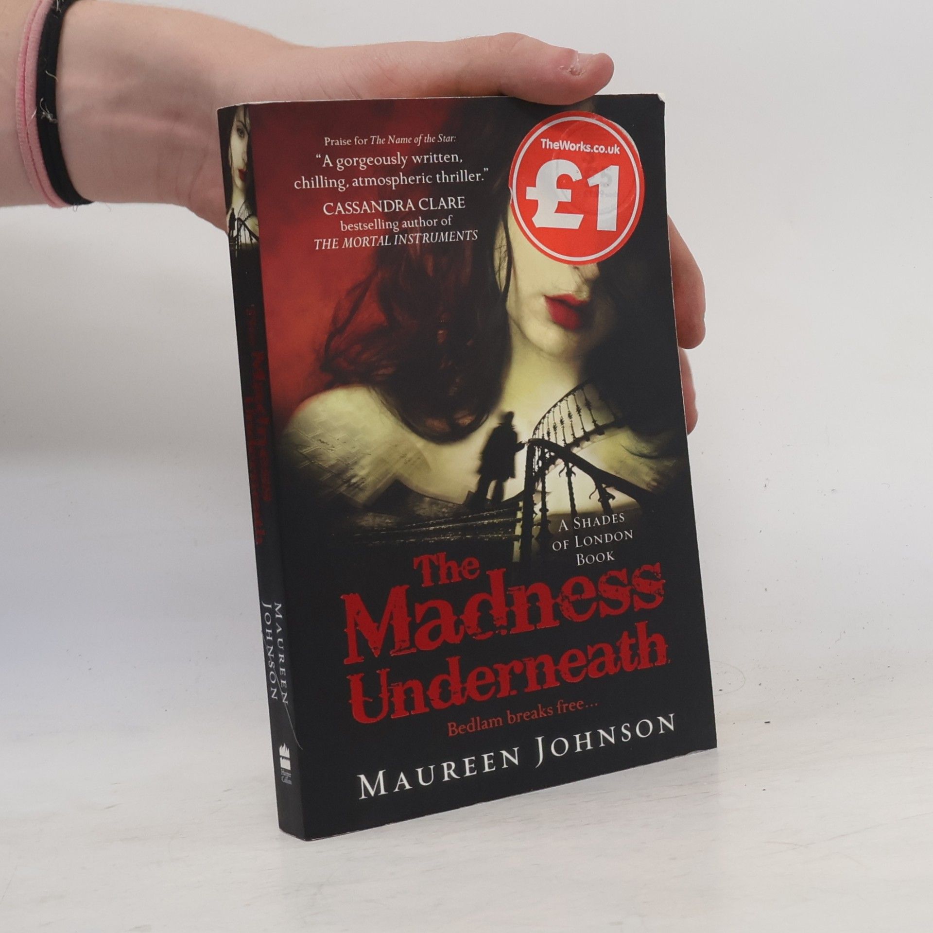 Shades of London: The Madness Underneath