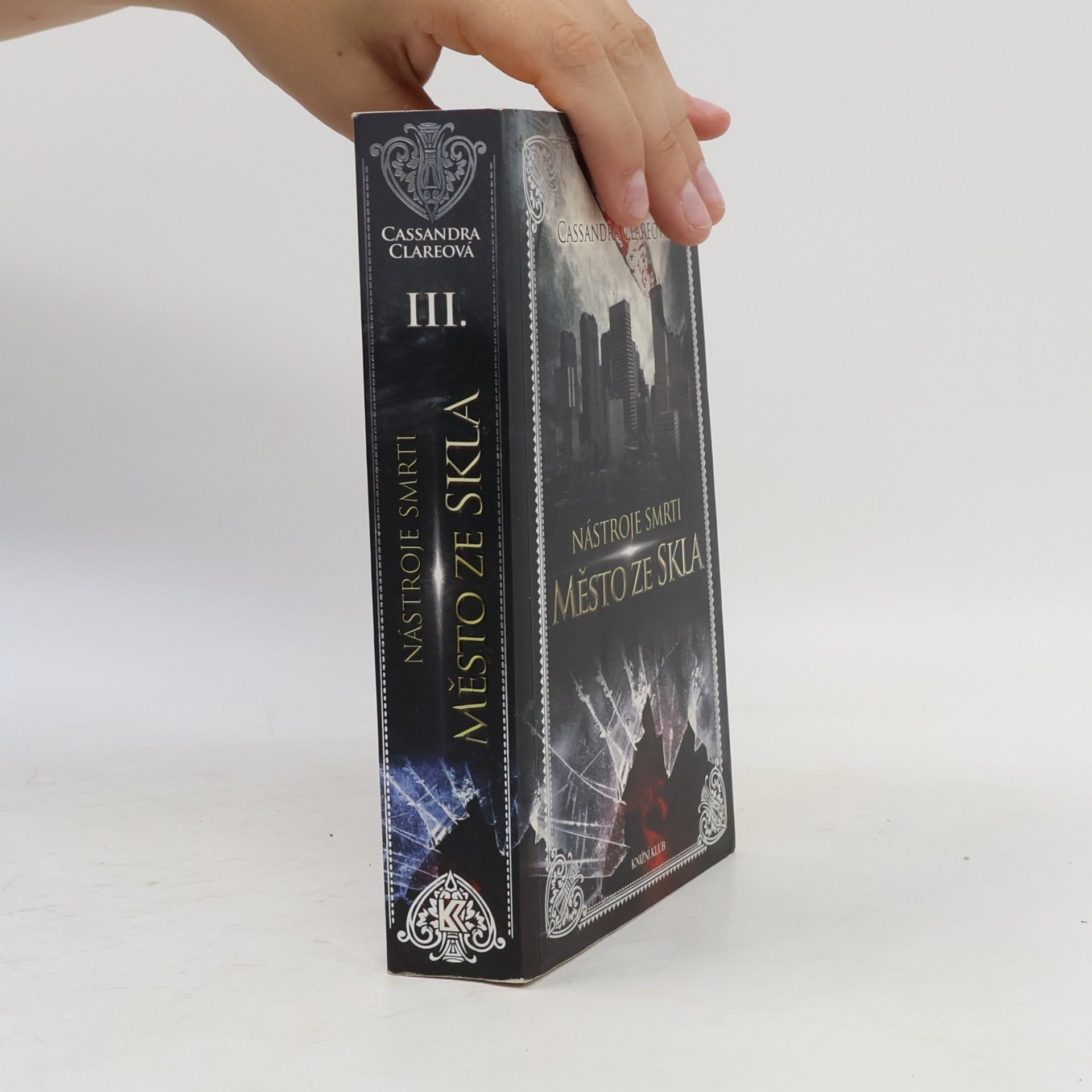Cassandra Clare Nástroje smrti 3: Město ze skla