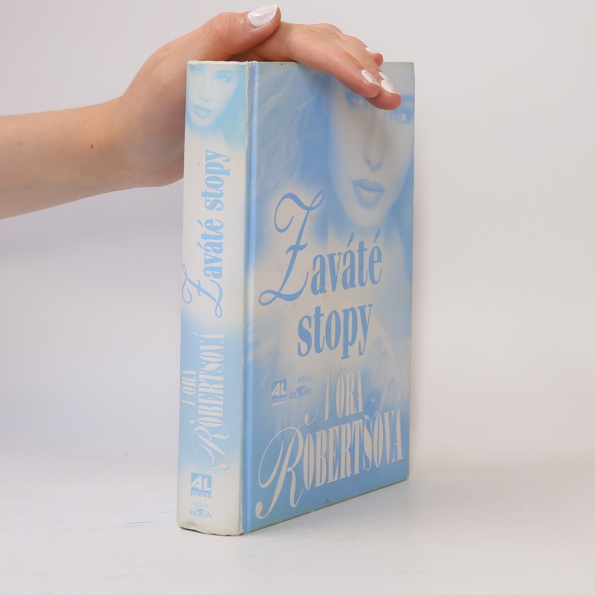 Nora Roberts Zaváté stopy