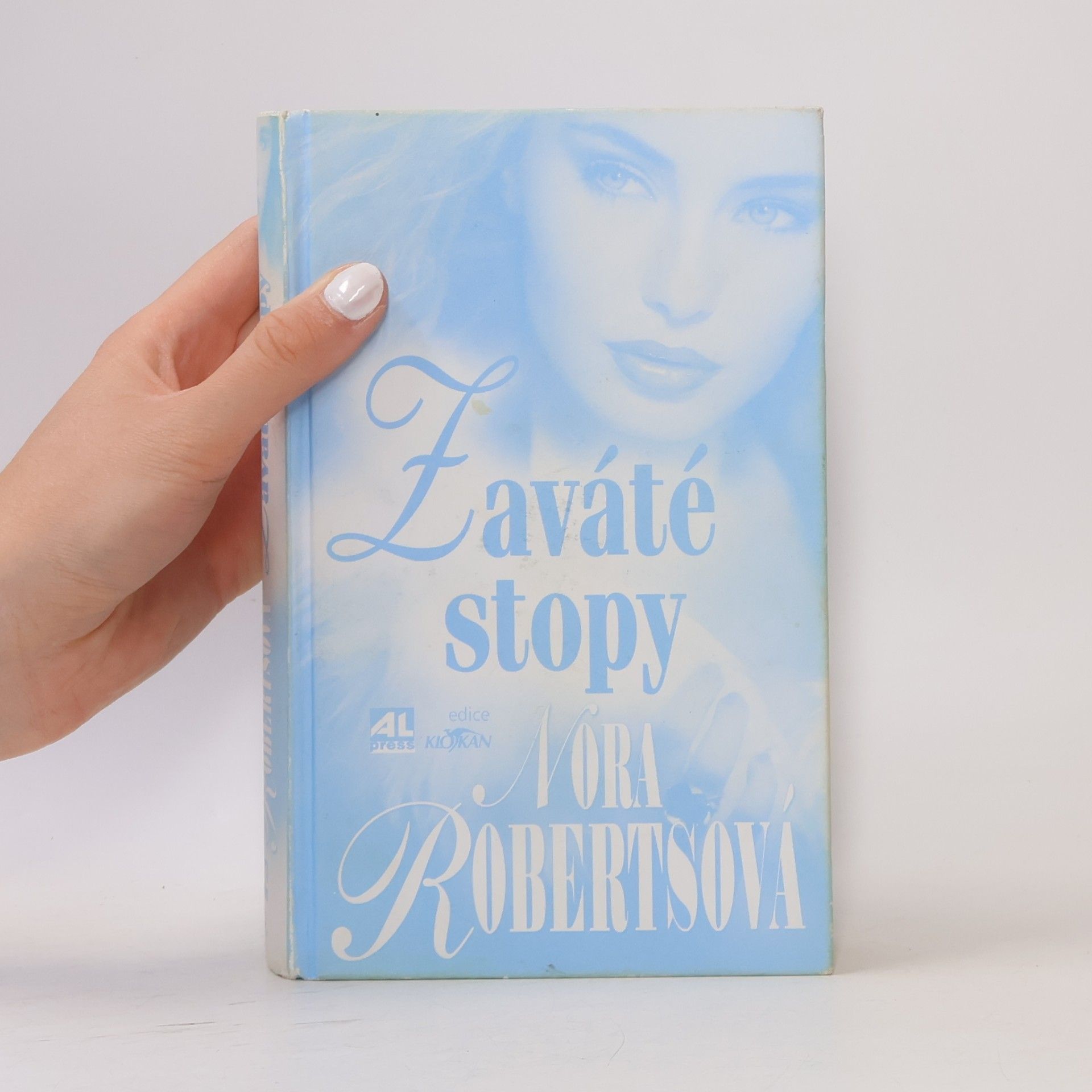 Nora Roberts Zaváté stopy
