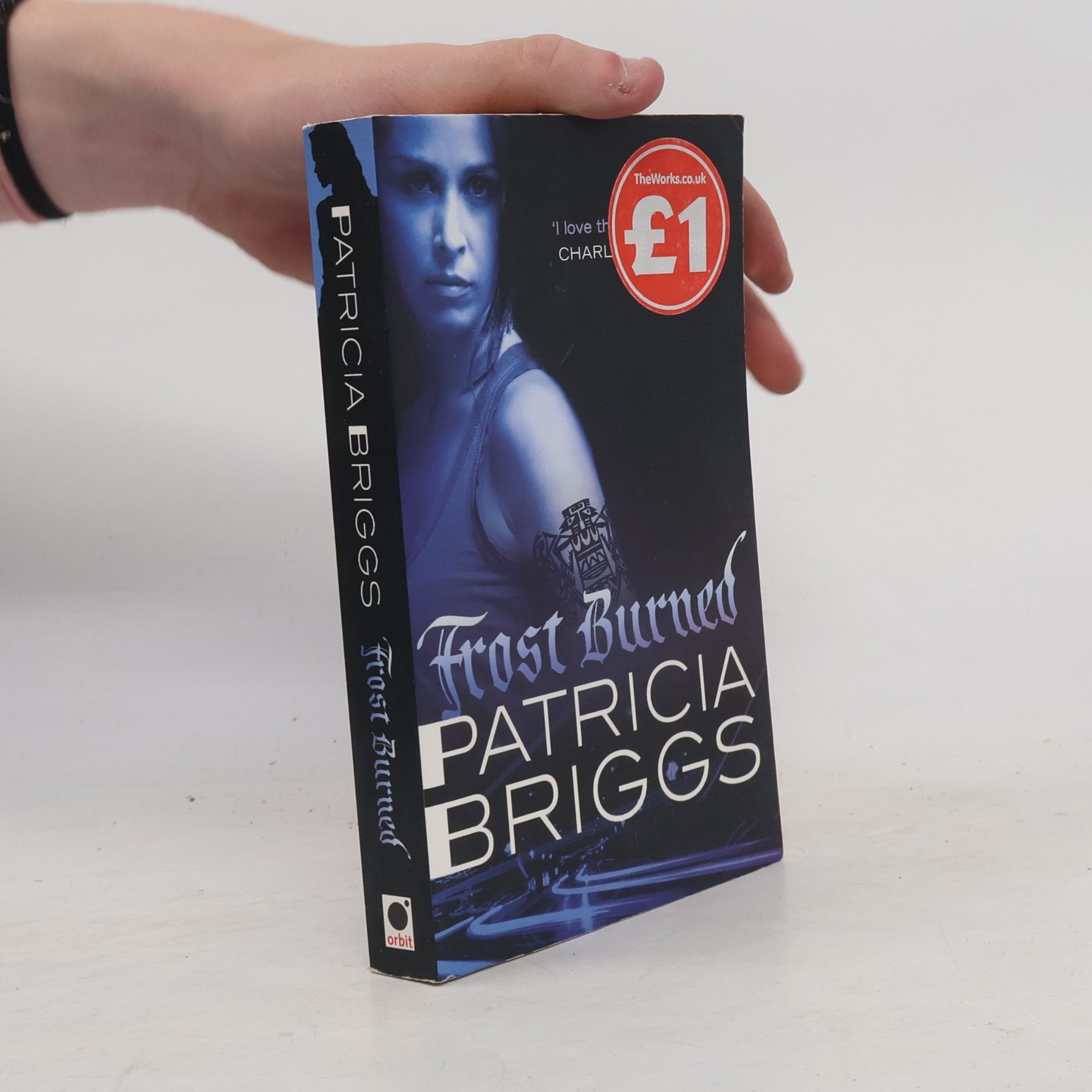Patricia Briggs Mercy Thompson - 7: Frost Burned