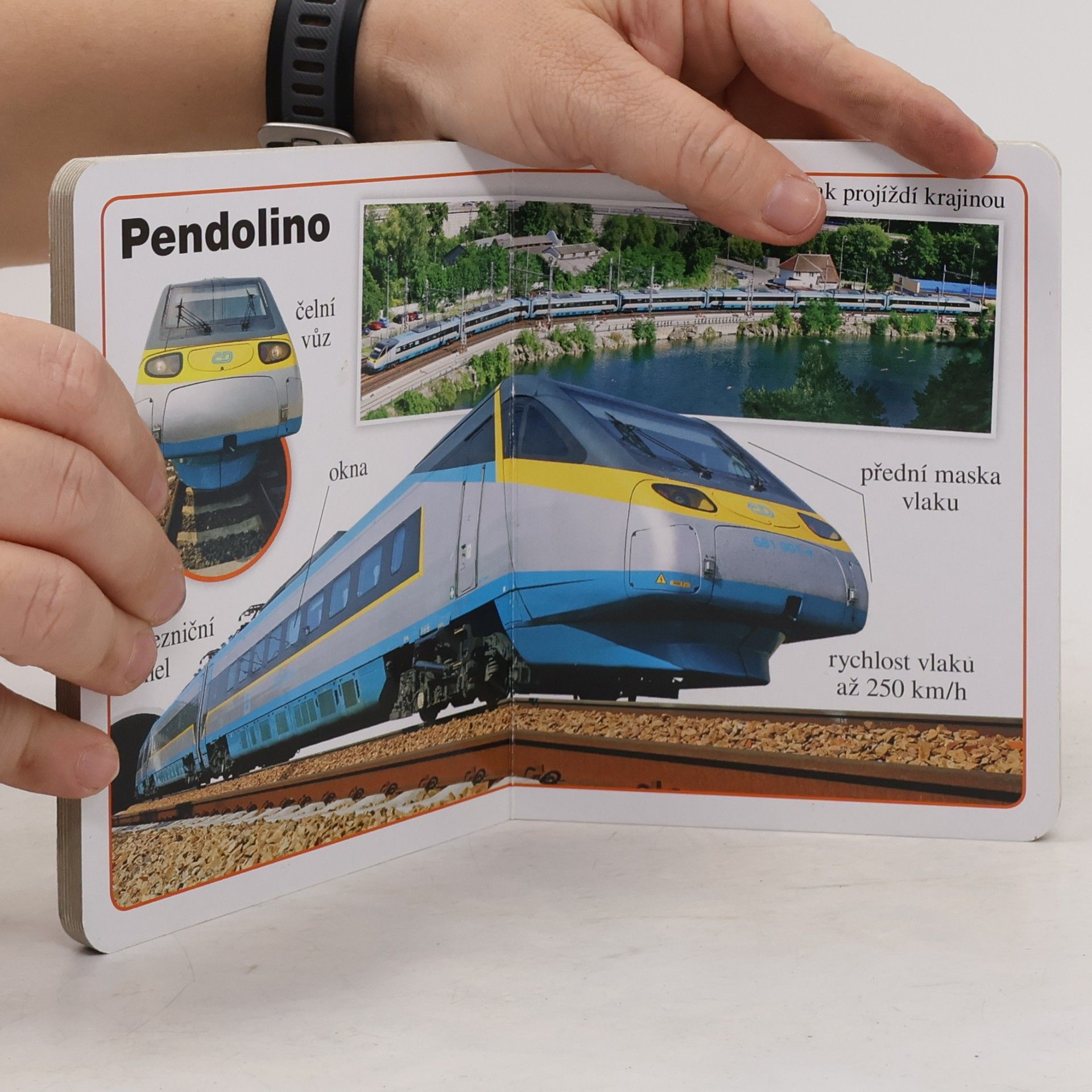 Kolektiv autorů Mojje první kniha. Vlaky