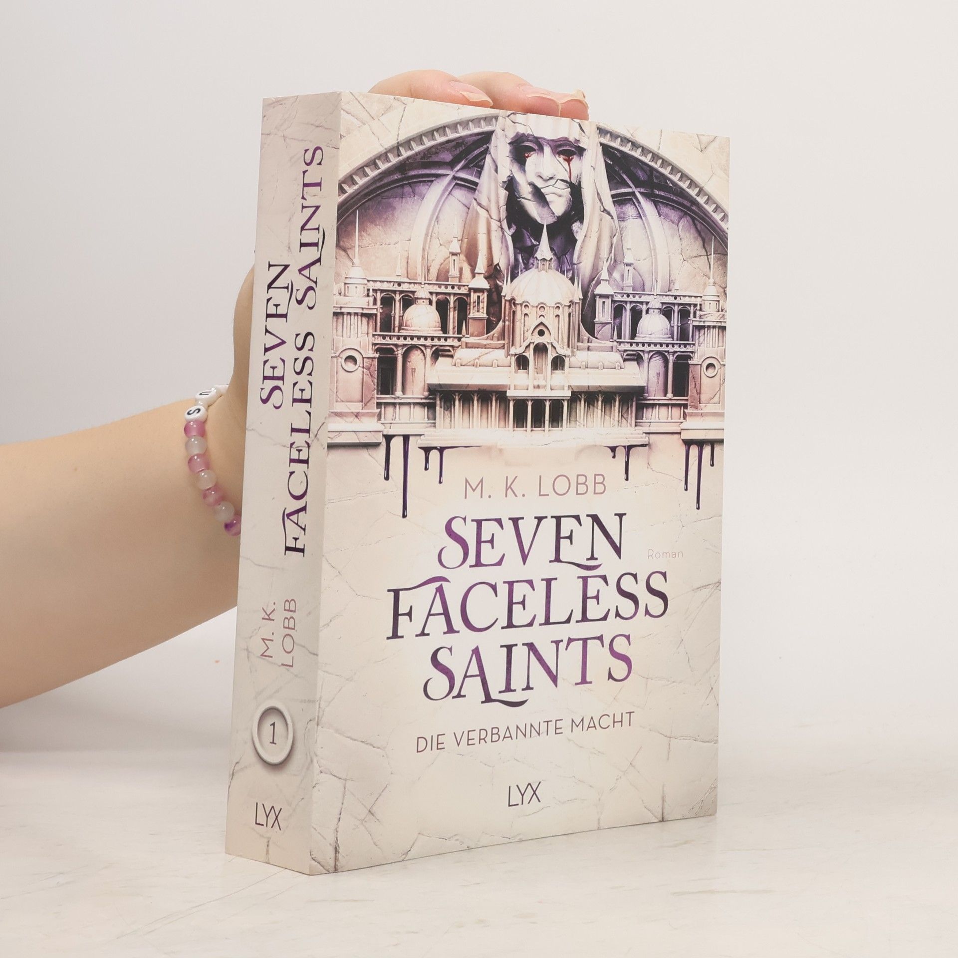 M. K. Lobb Seven Faceless Saints - Die verbannte Macht