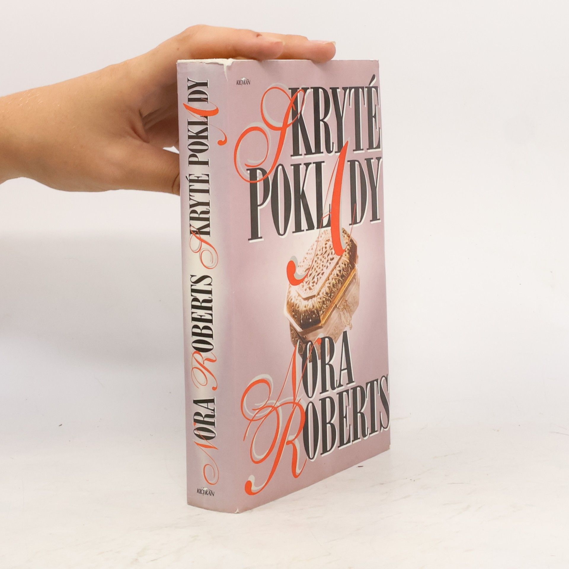 Nora Roberts Skryté poklady