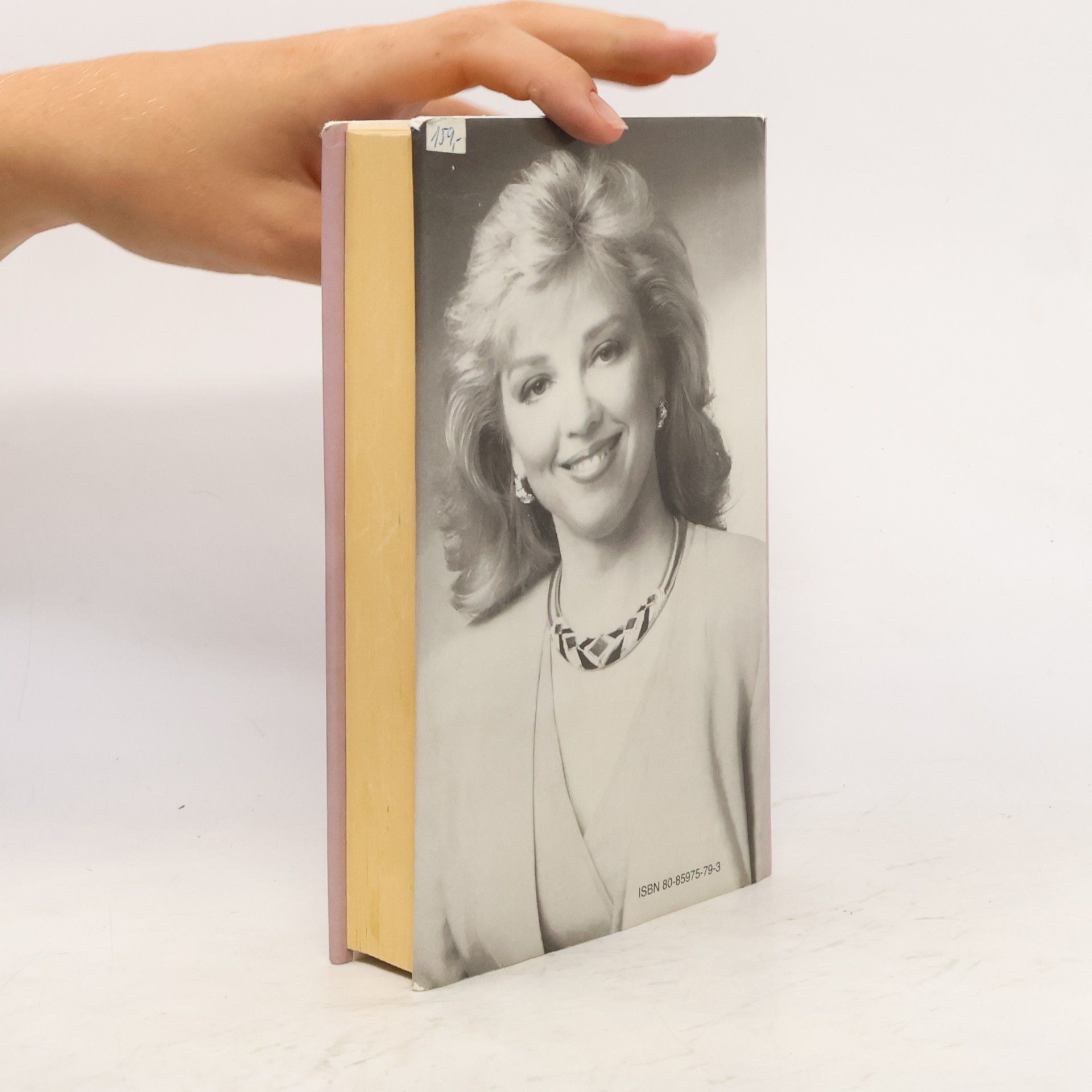 Nora Roberts Skryté poklady