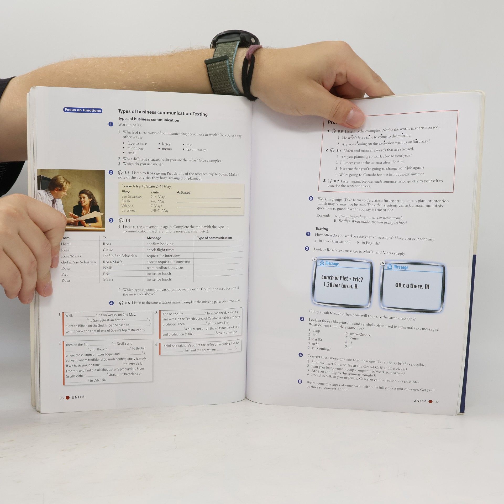 Liz Taylor International express. Intermediate. Student's book