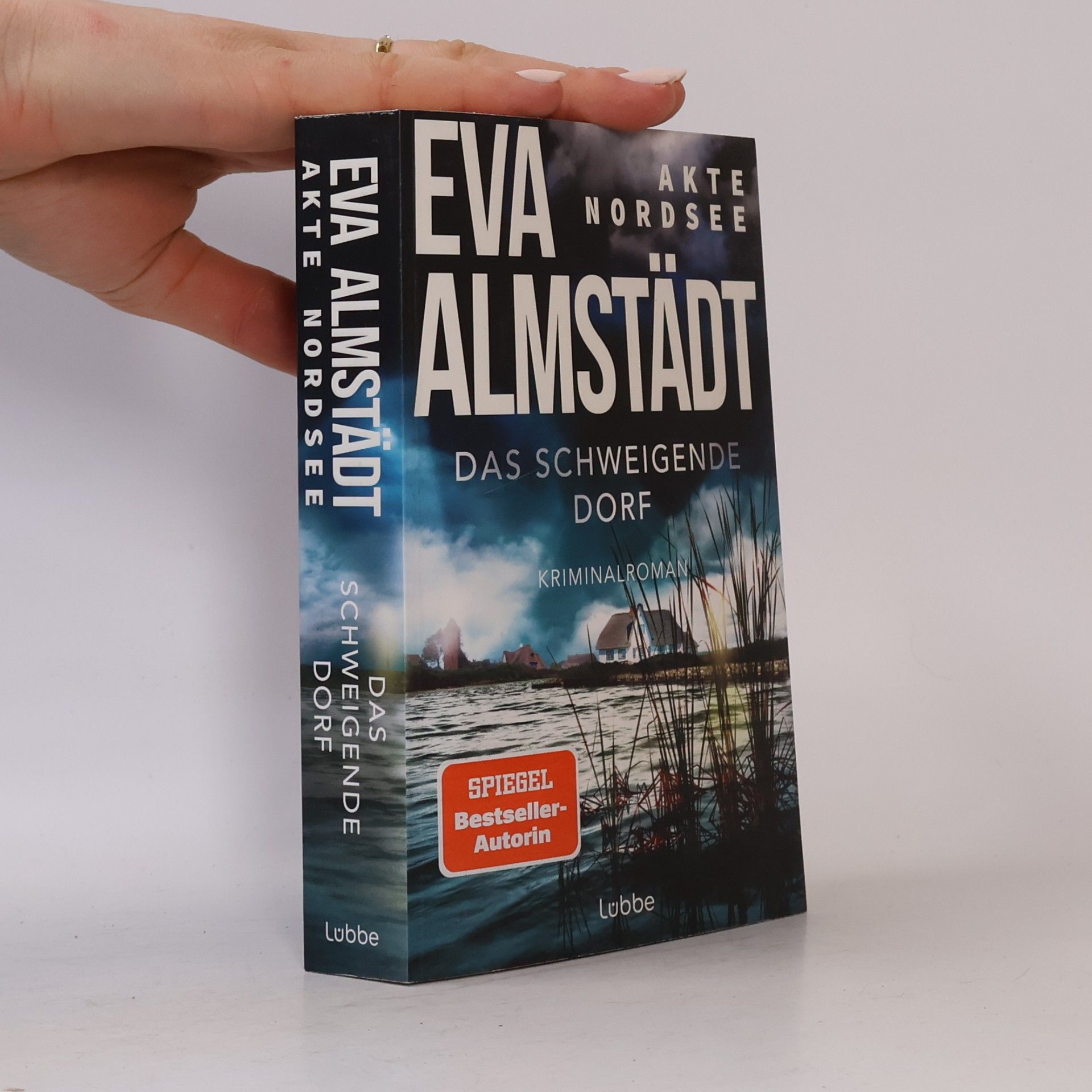 Eva Almstädt Akte Nordsee. Das schweigende Dorf
