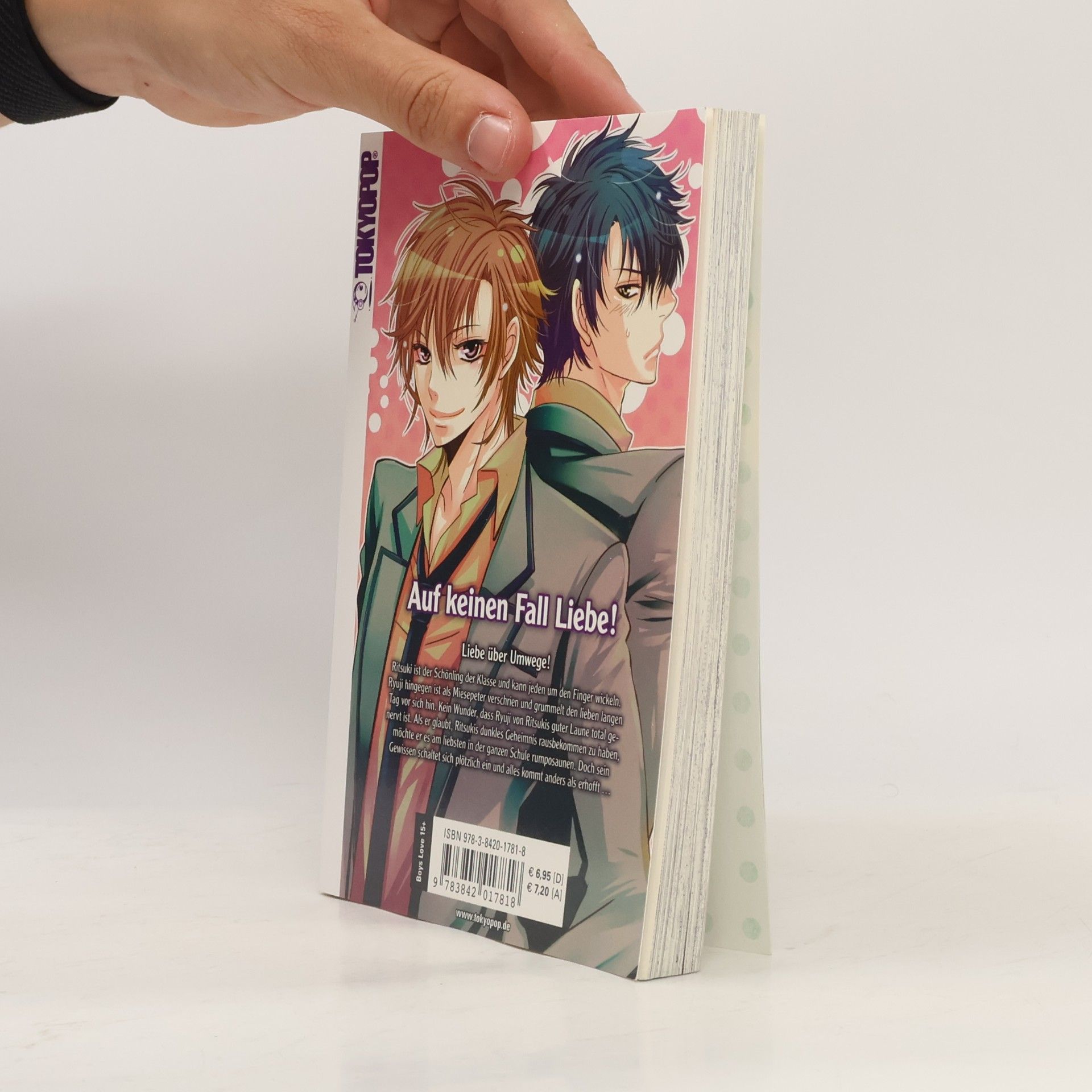 Akino Shiina Auf keinen Fall Liebe!
