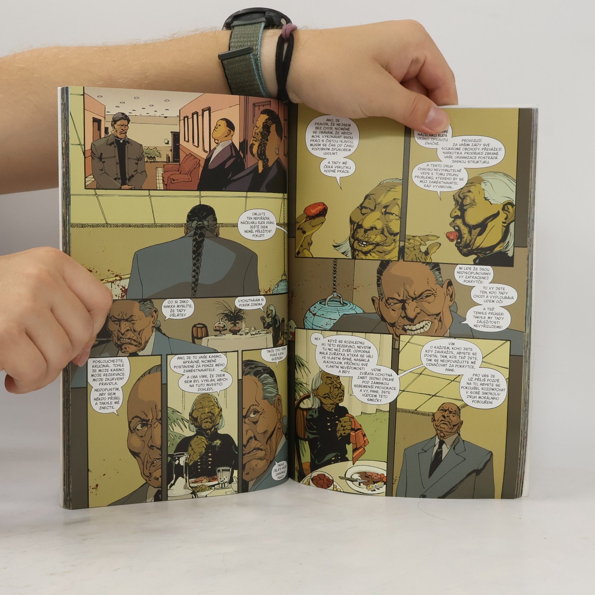 Jason Aaron Hryzání ve vnitřnostech