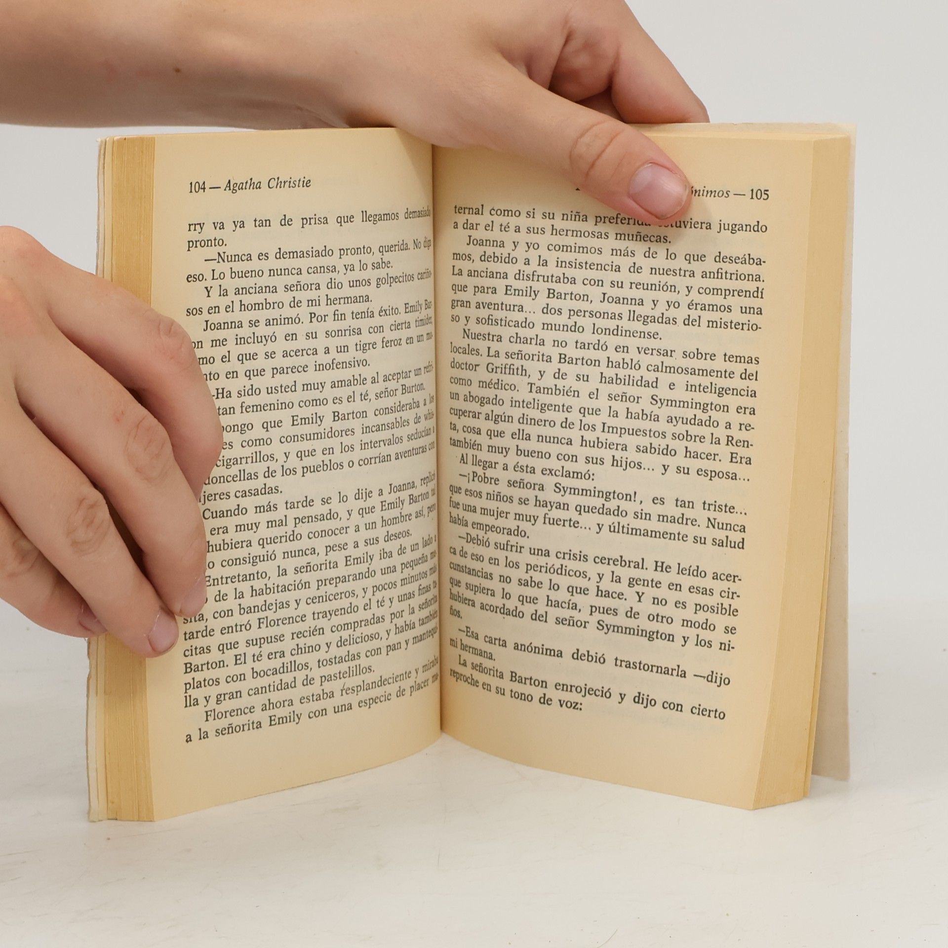 Agatha Christie Selecciones de Biblioteca Oro - 296: El caso de los anónimos