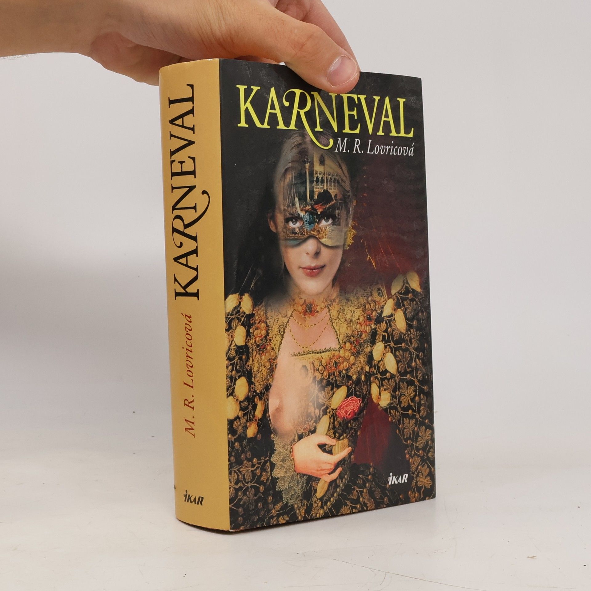 M. R. Lovric Karneval