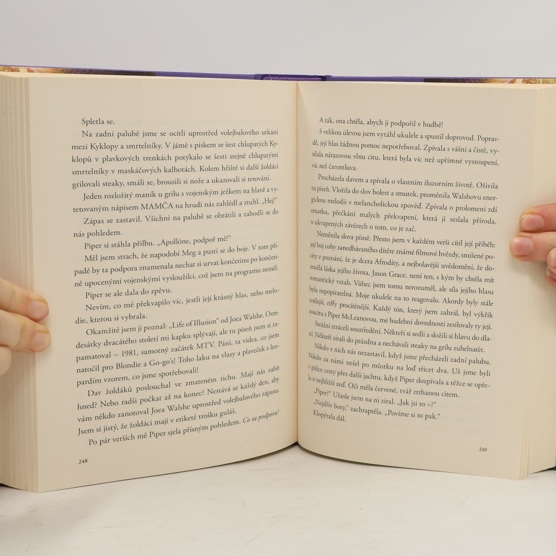 Rick Riordan Apollónův pád. Zrádný labyrint