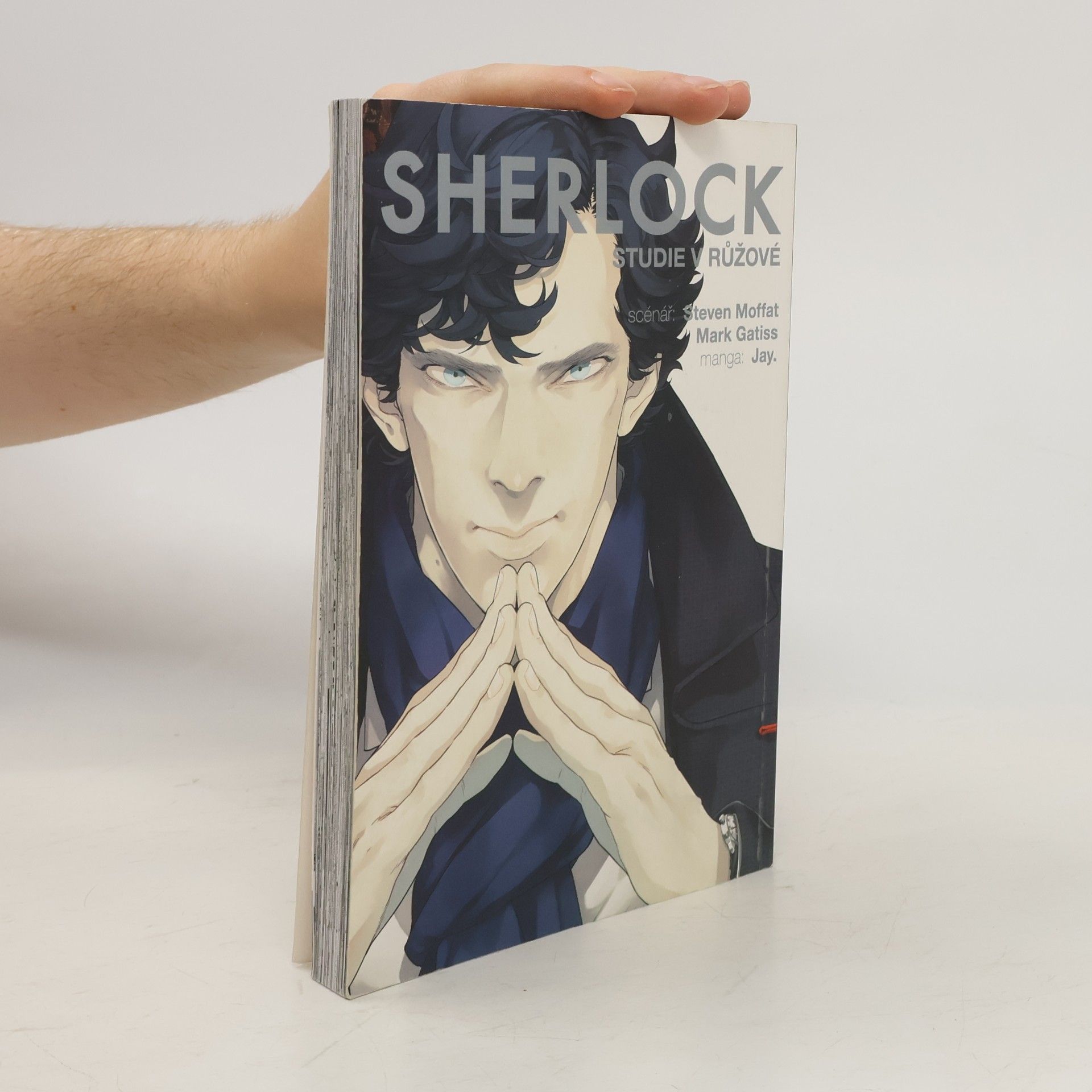 Mark Gatiss Sherlock. Studie v růžové