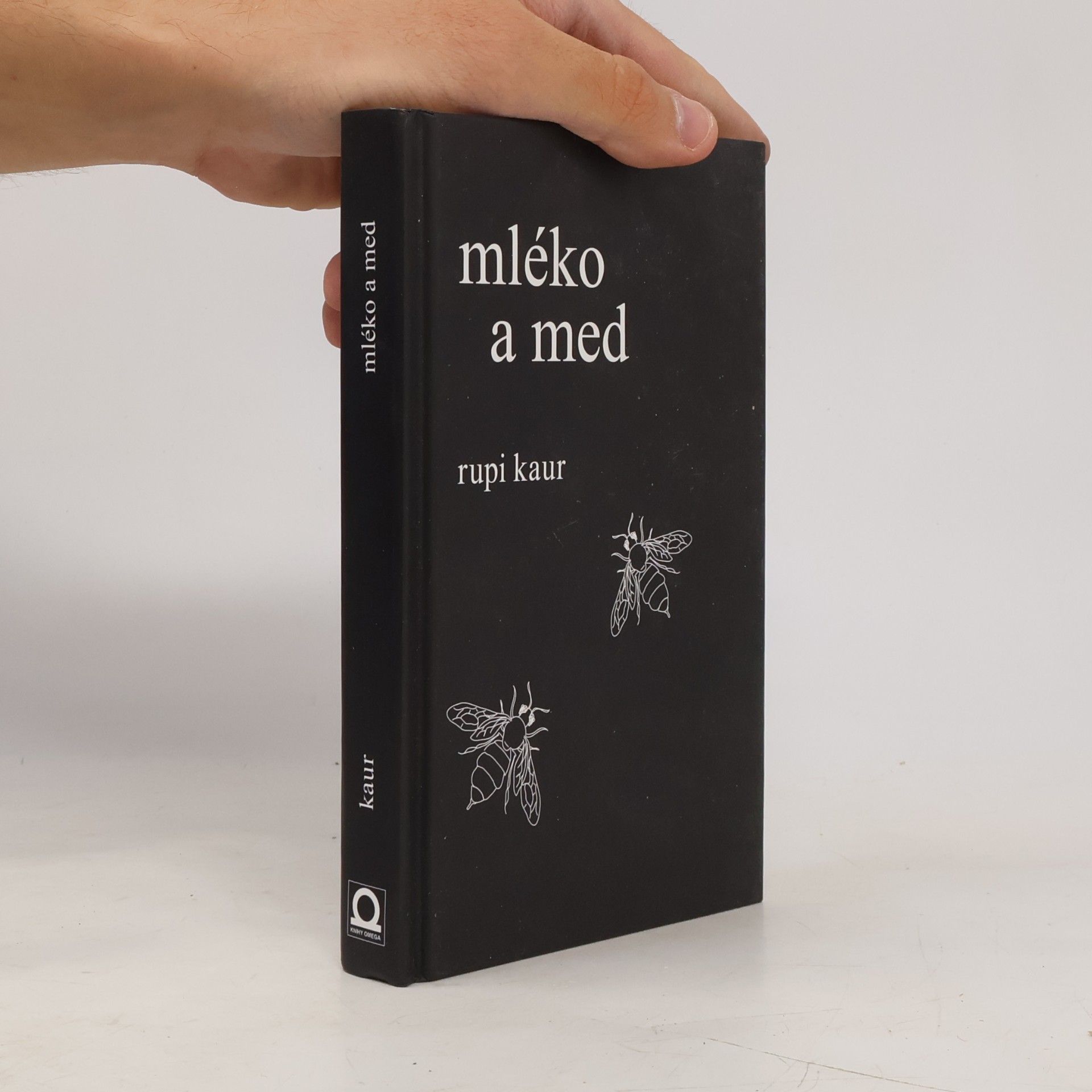 Rupi Kaur Mléko a med