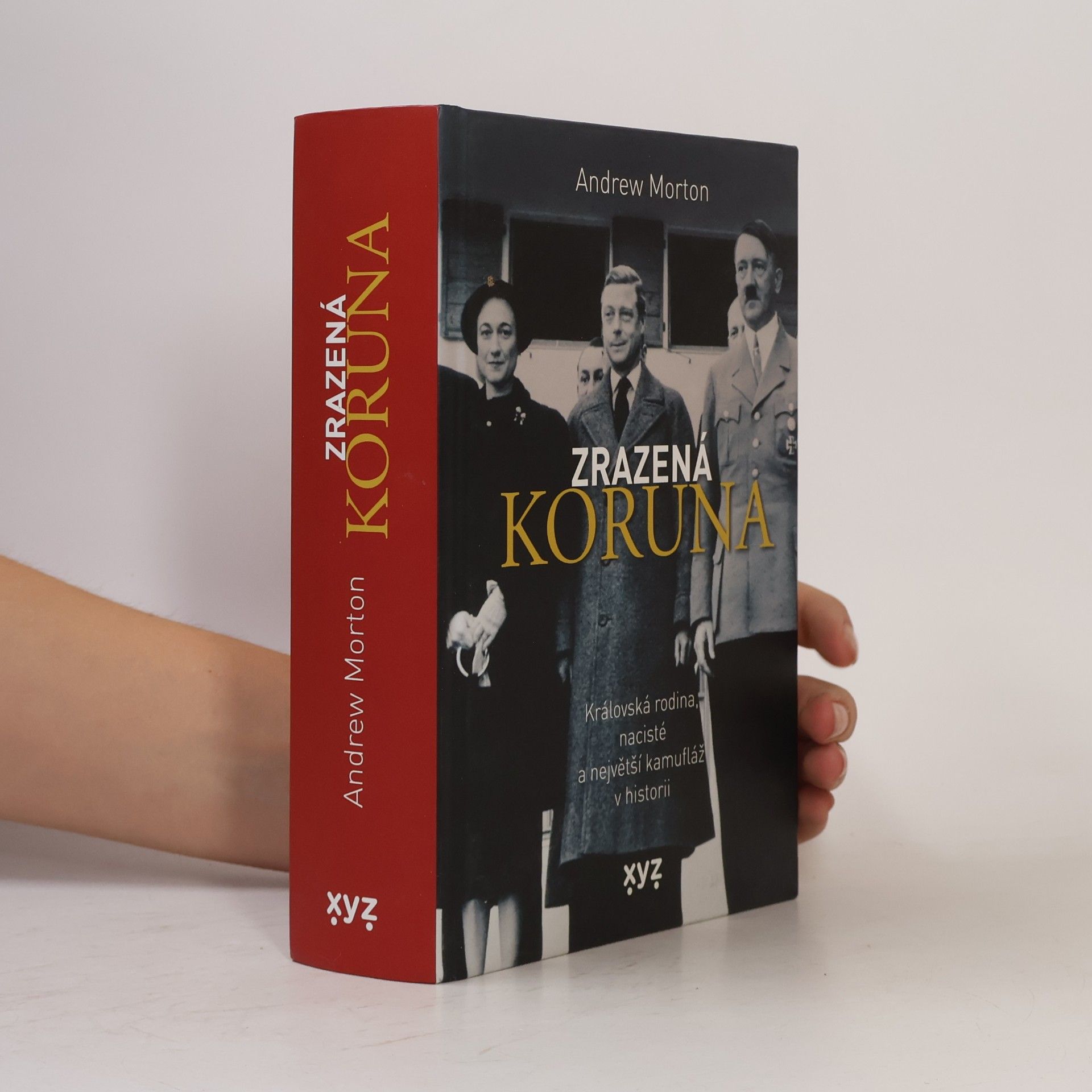 Andrew Morton Zrazená koruna