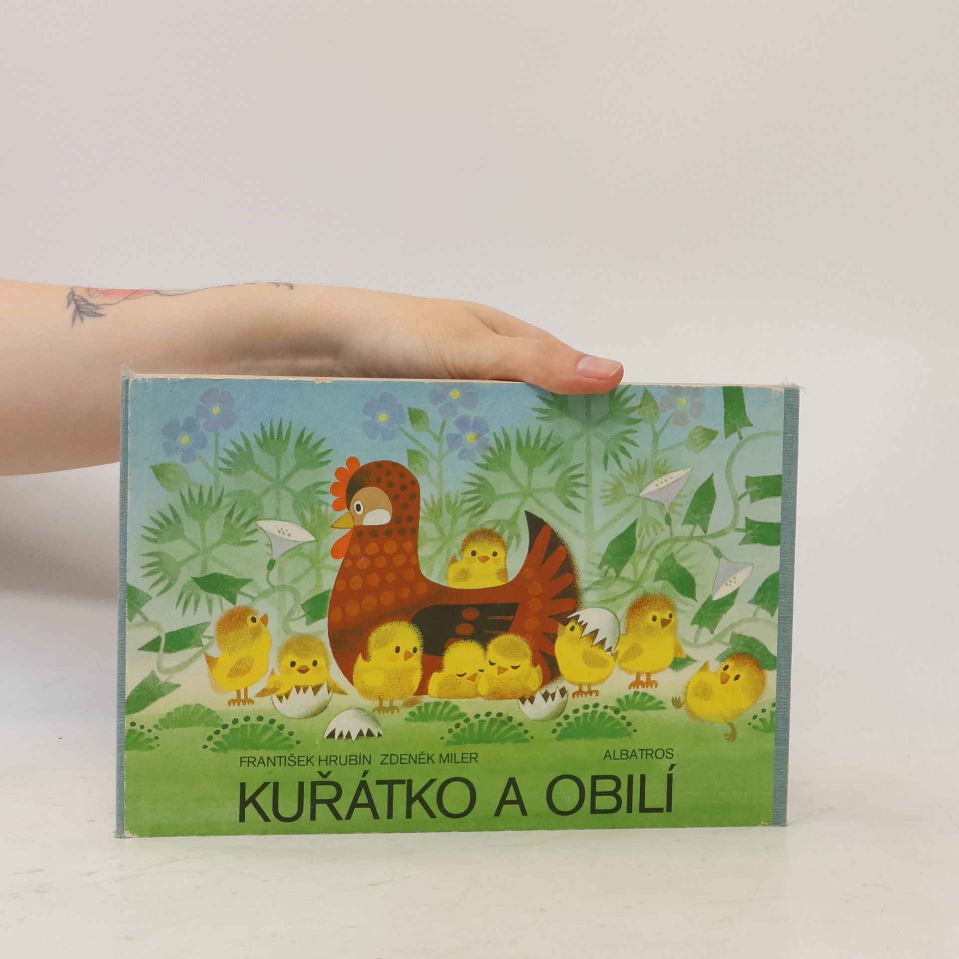 František Hrubín Kuřátko a obilí