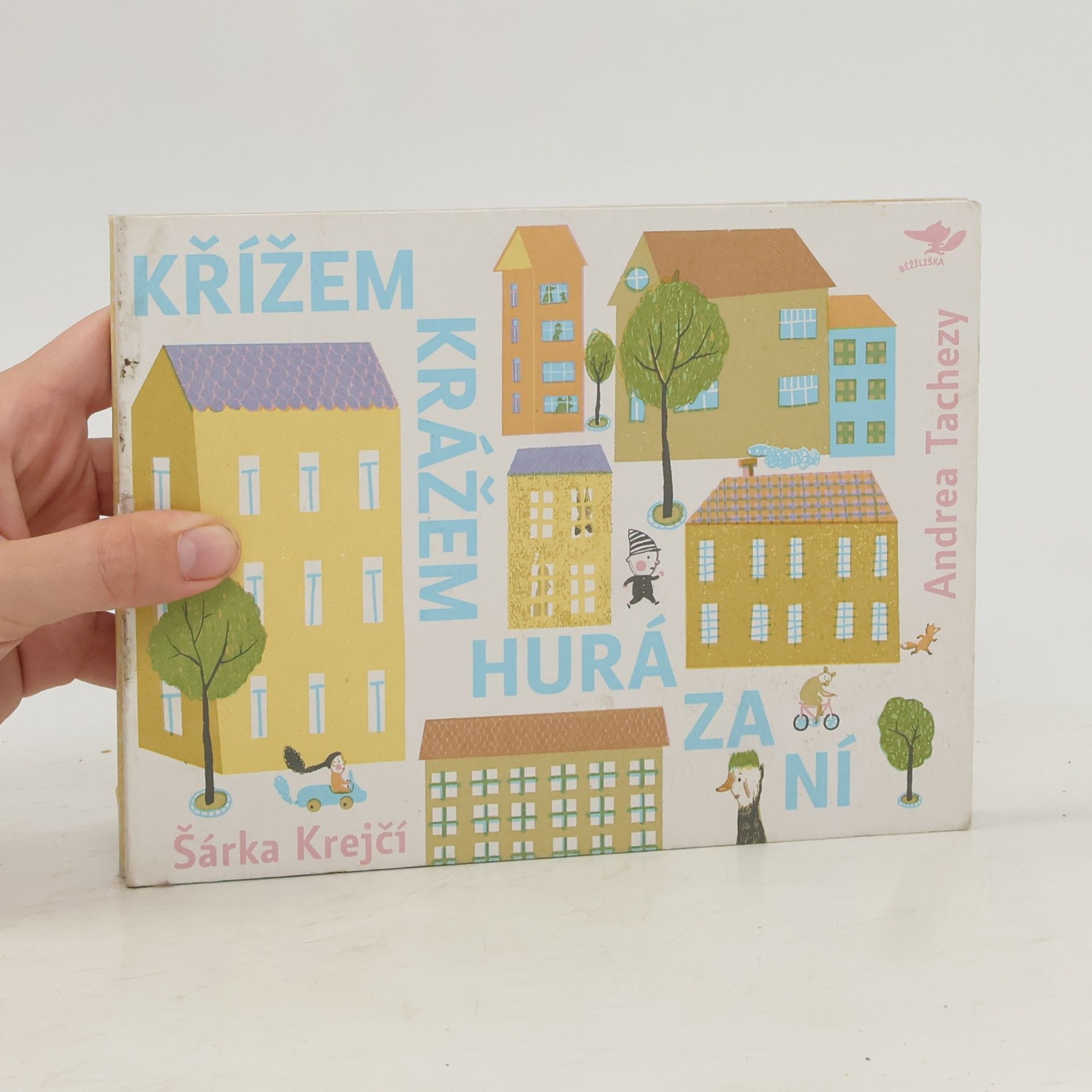 Šárka Krejčí Křížem krážem hurá za ní