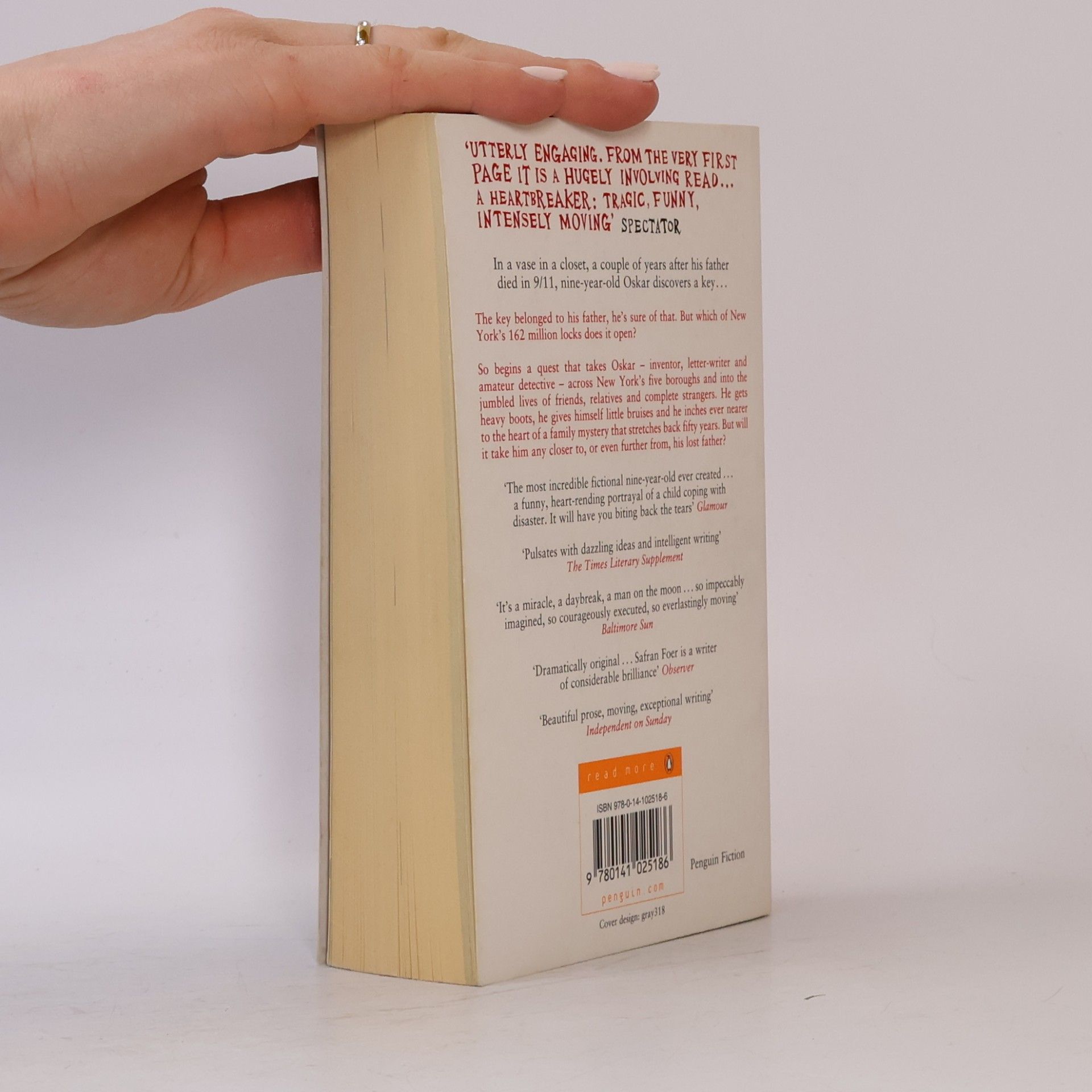 Jonathan Safran Foer Extremely loud & incredibly close