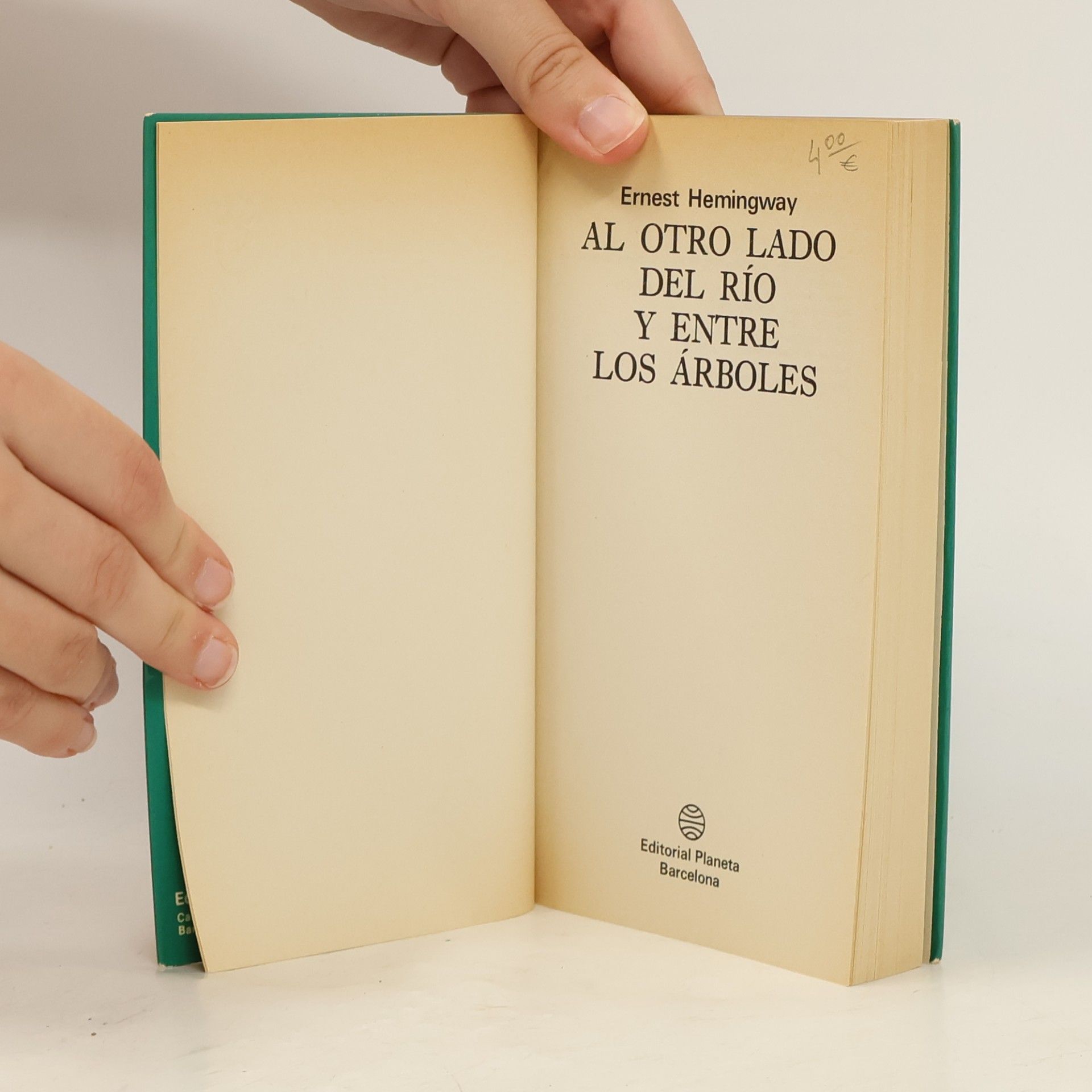 Ernest Hemingway ALOTROLADO DEL RIO