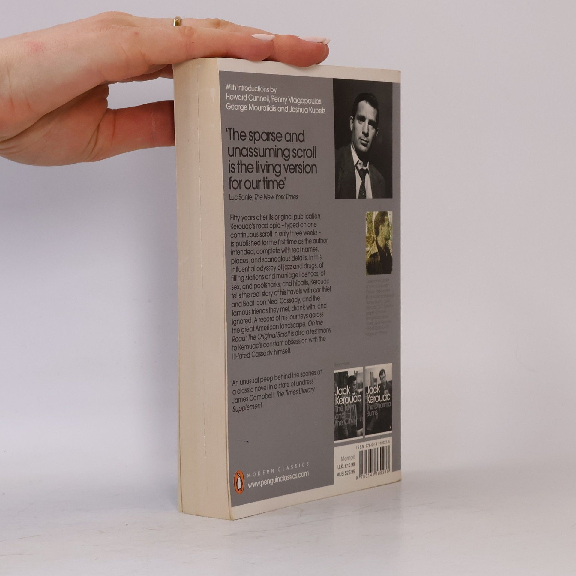 Jack Kerouac On the road : the original scroll