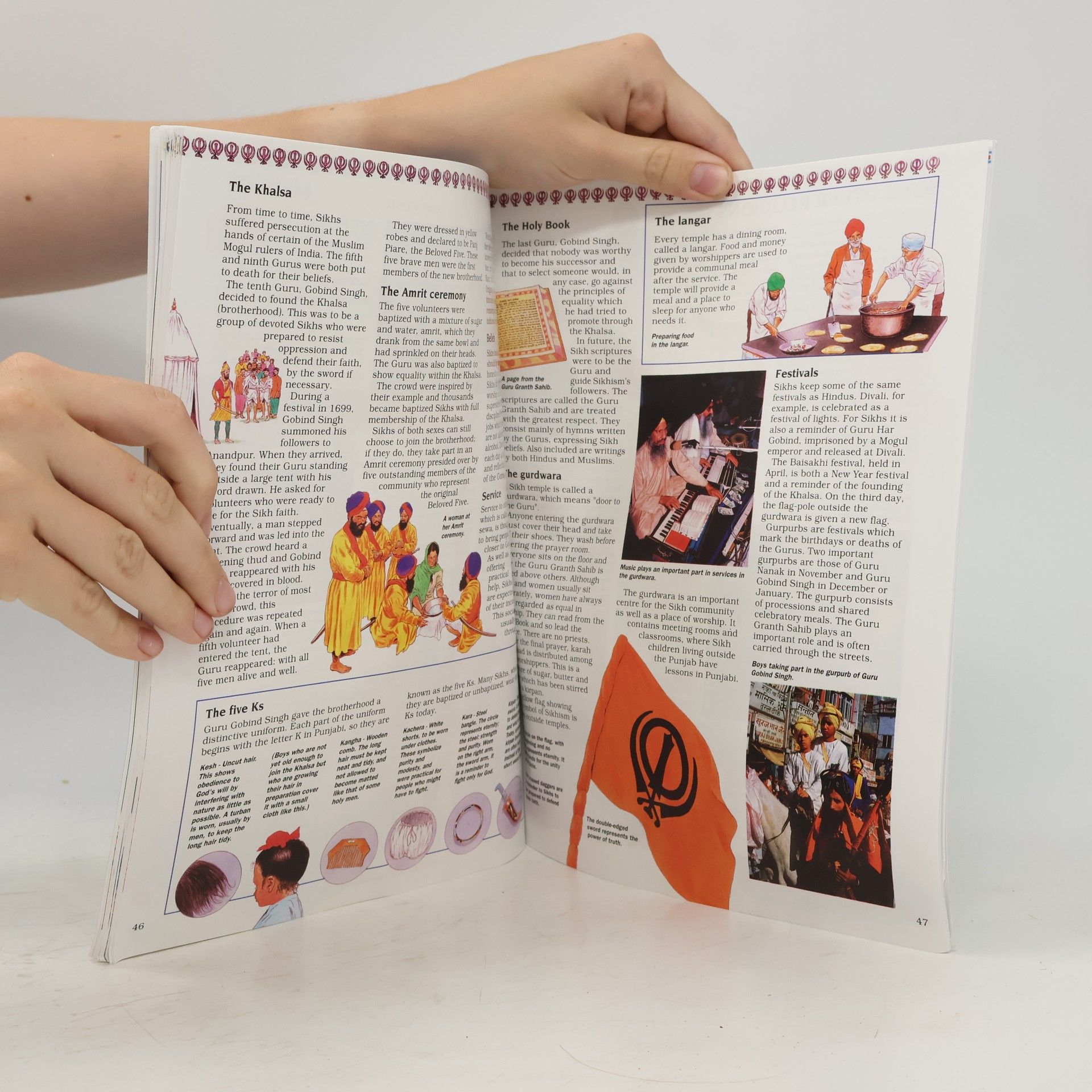 Susan Meredith The Usborne Book of World Religions