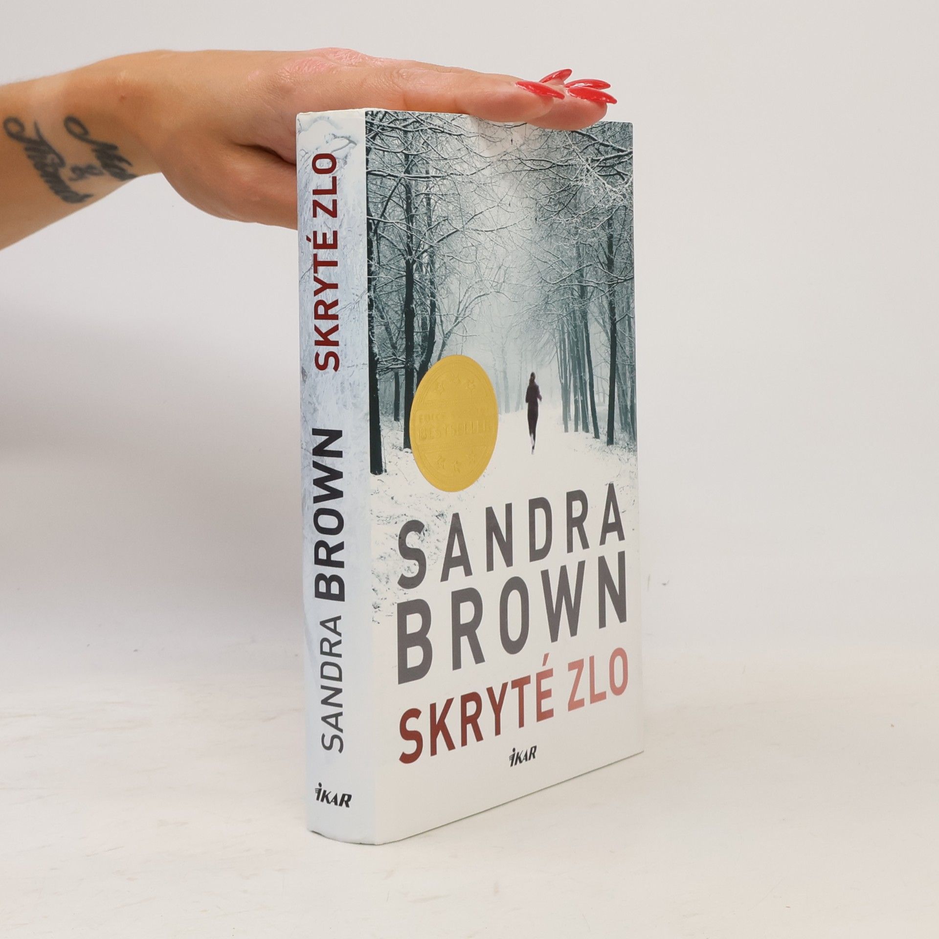 Sandra Brown Skryté zlo