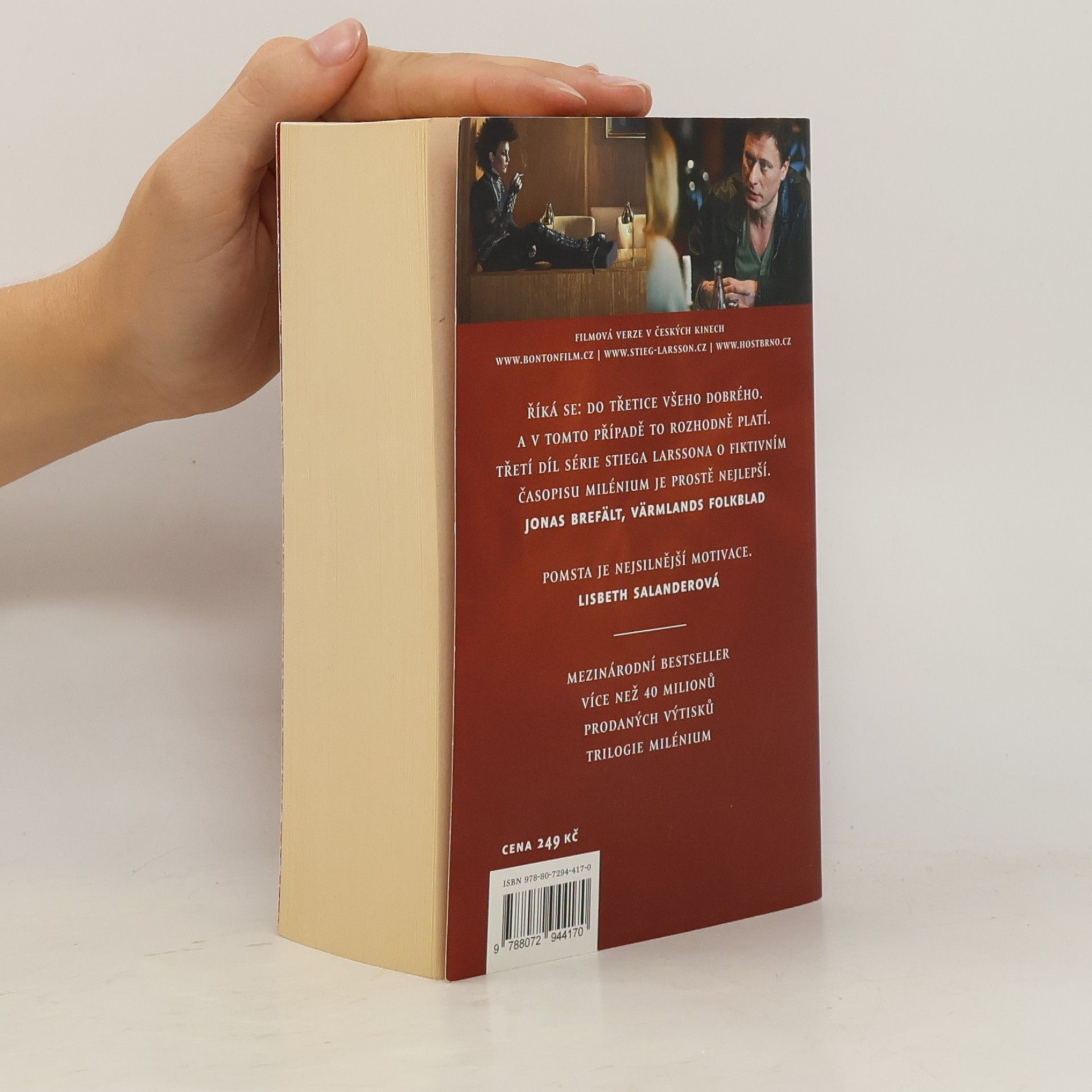 Stieg Larsson Dívka, která kopla do vosího hnízda