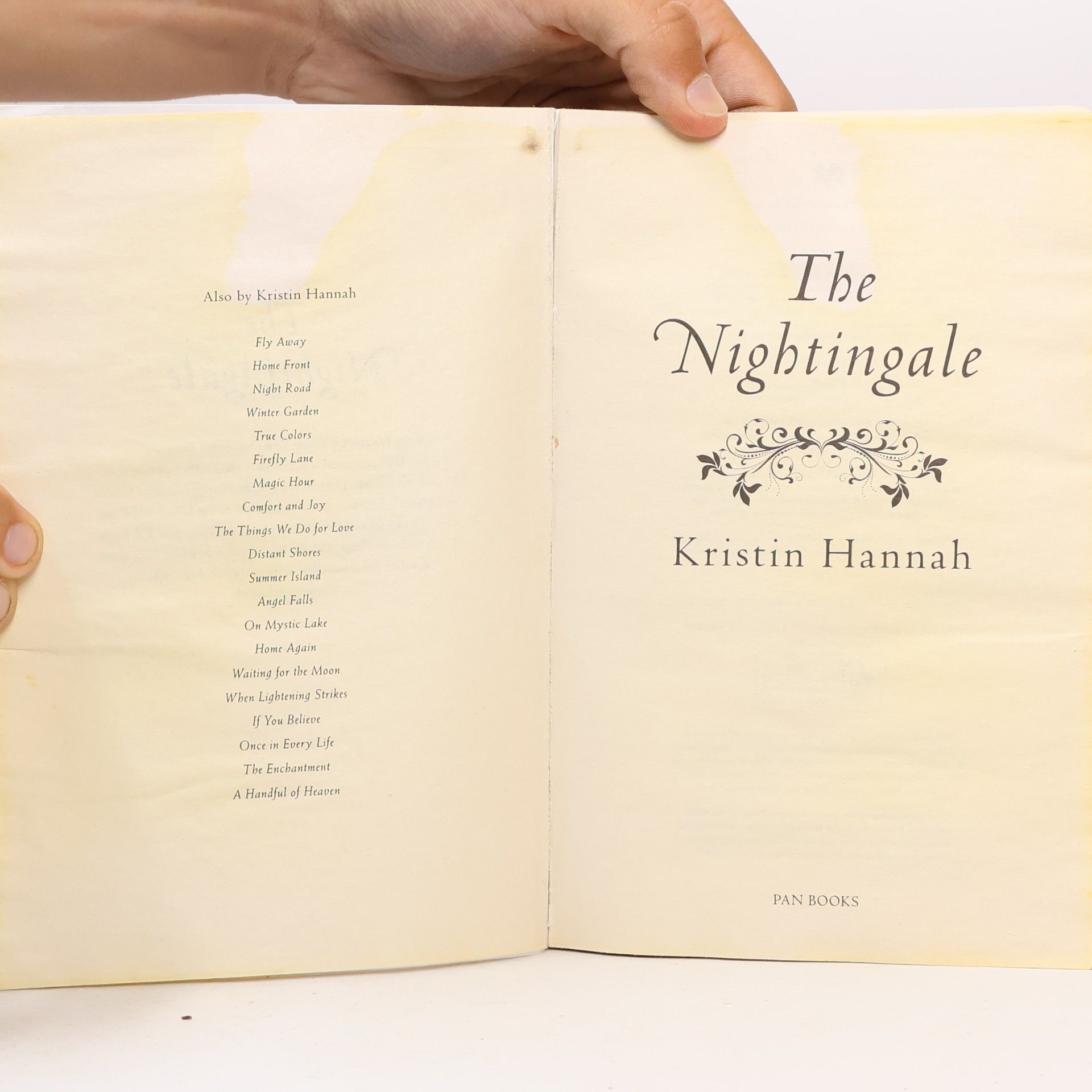 Kristin Hannah The Nightingale