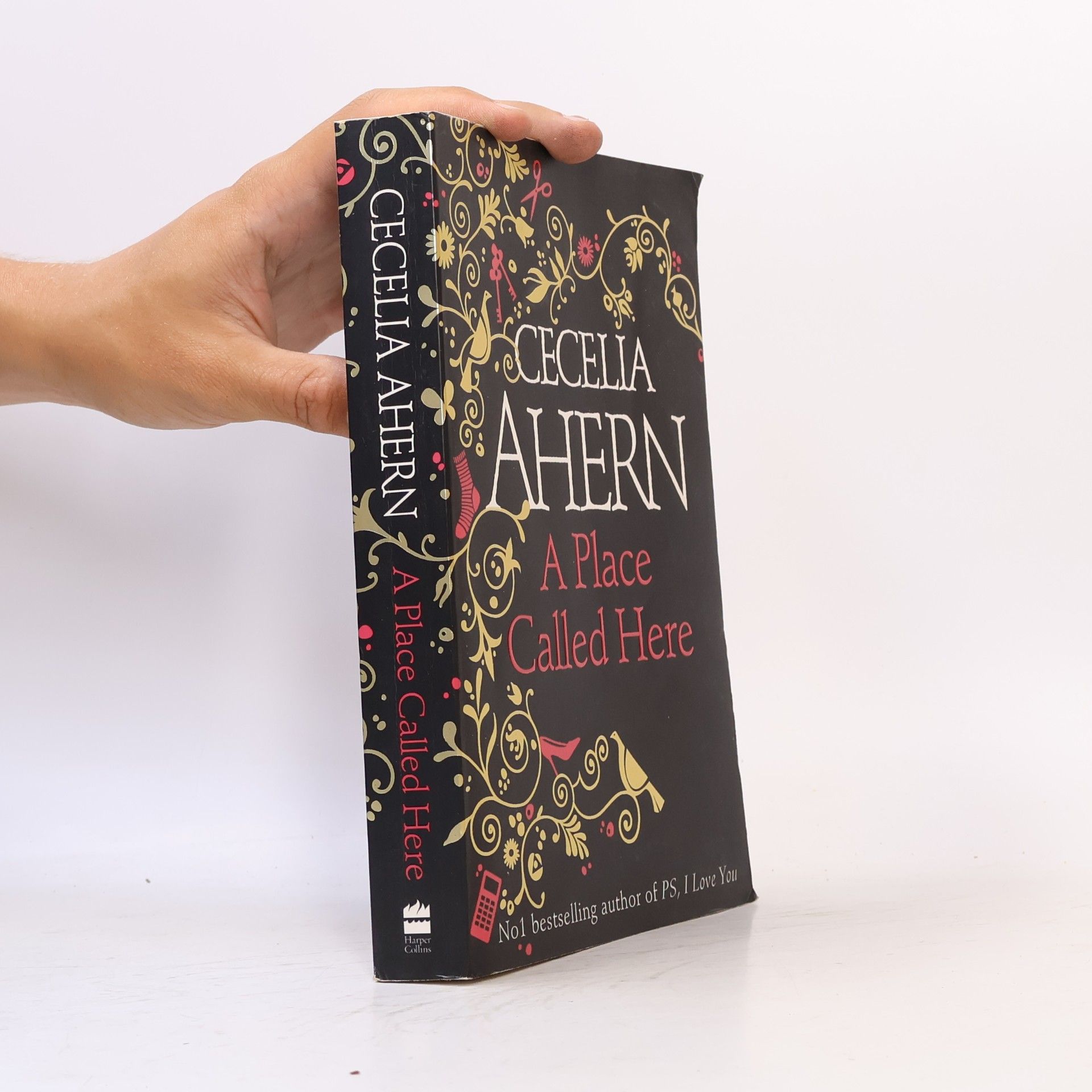 Cecelia Ahern A Place Called Here