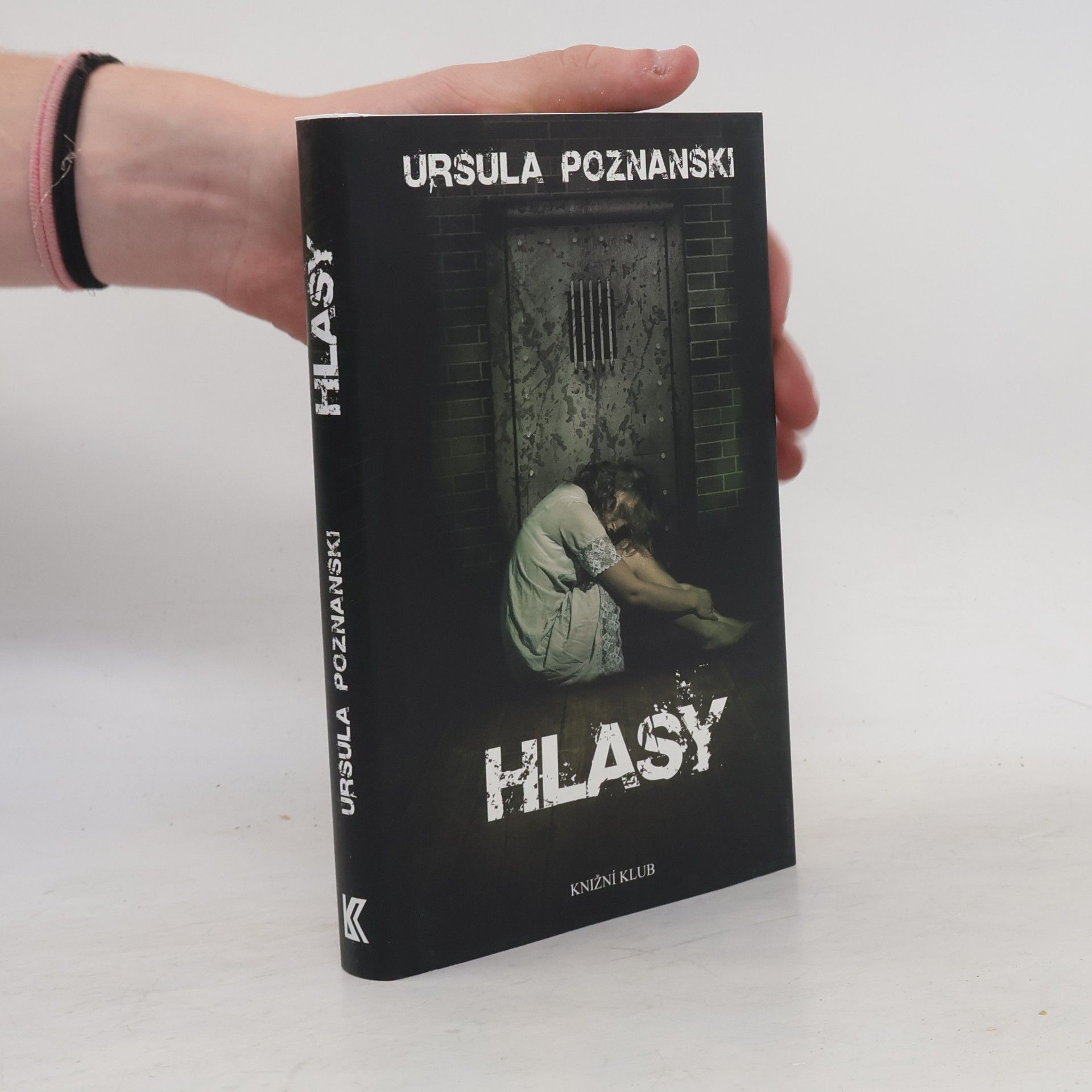 Ursula Poznanski Hlasy