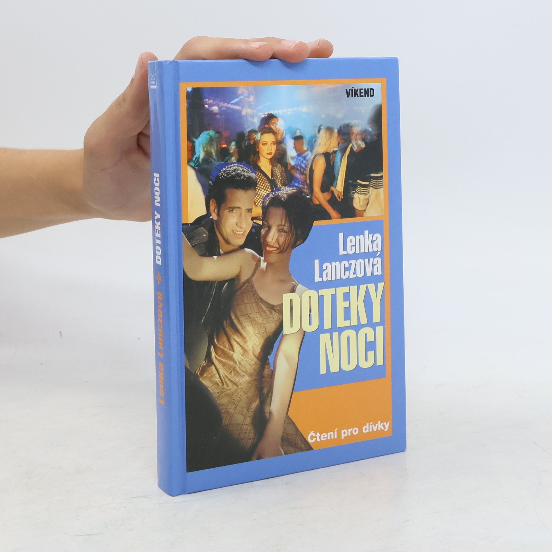 Lenka Lanczová Doteky noci