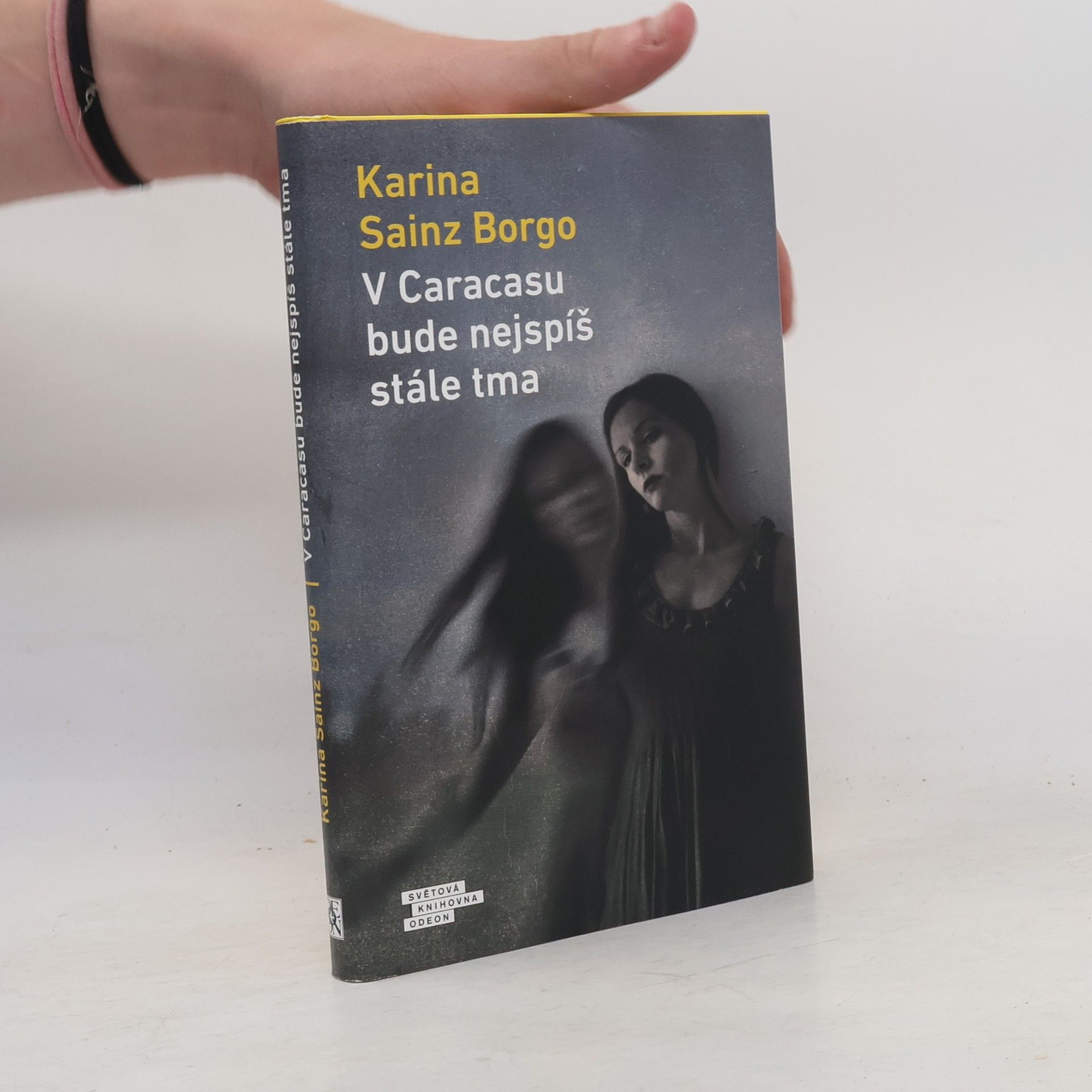 Karina Sainz Borgo V Caracasu bude nejspíš stále tma