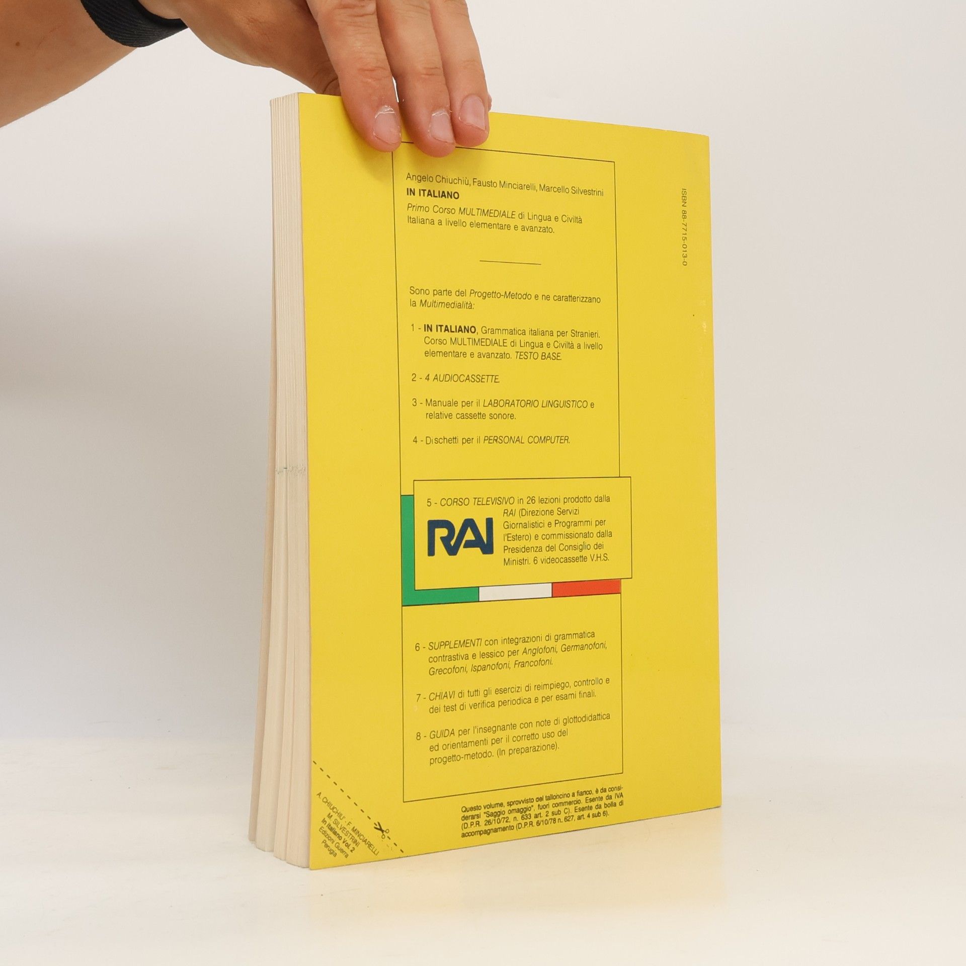 Angelo Chiuchiù In italiano : grammatica Italiana per stranieri