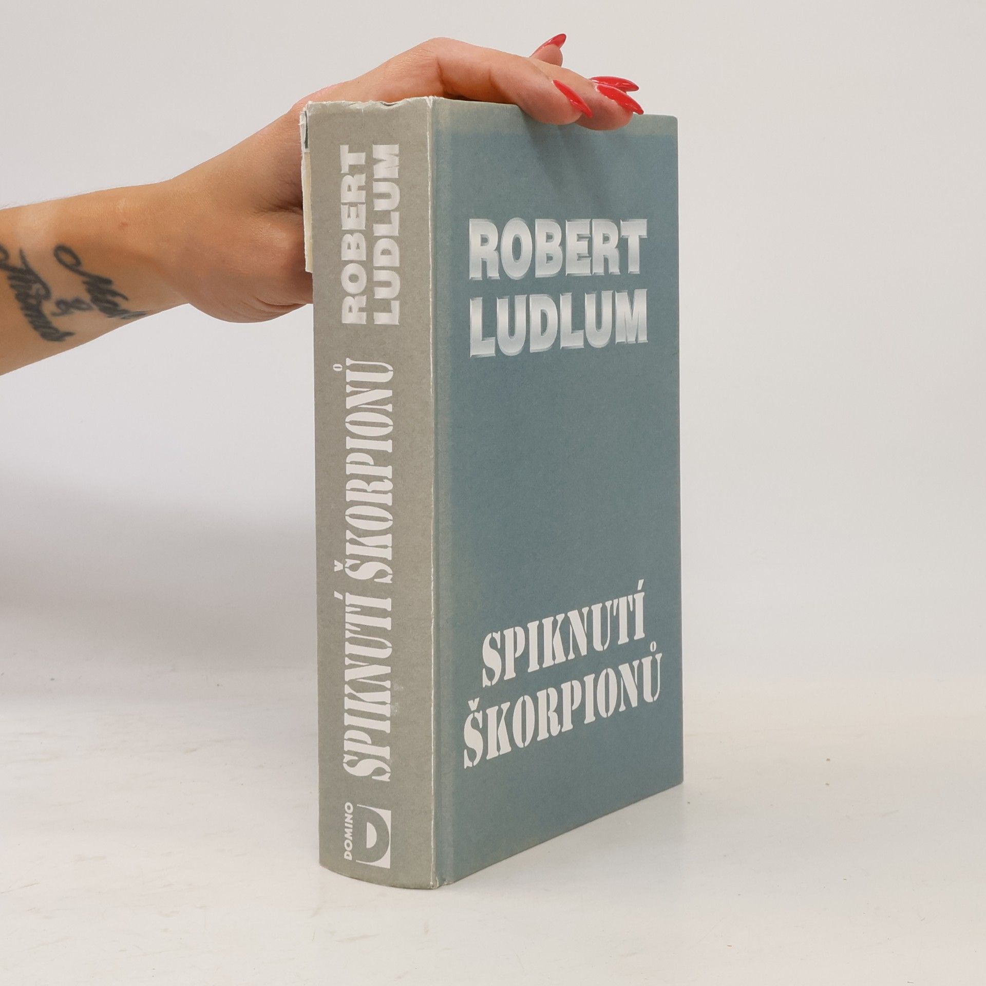 Robert Ludlum Spiknutí škorpionů
