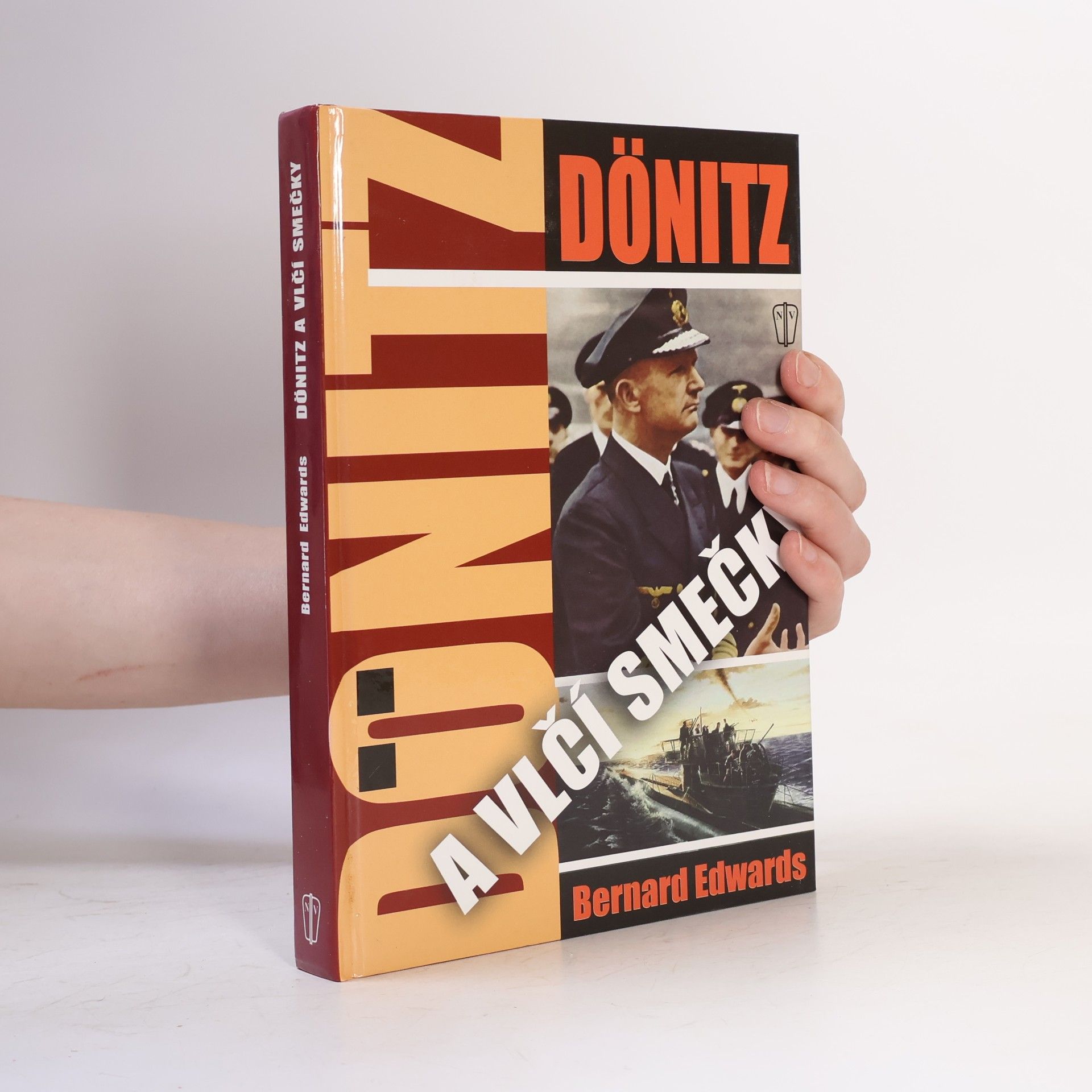 Bernard Edwards Dönitz a Vlčí Smečky