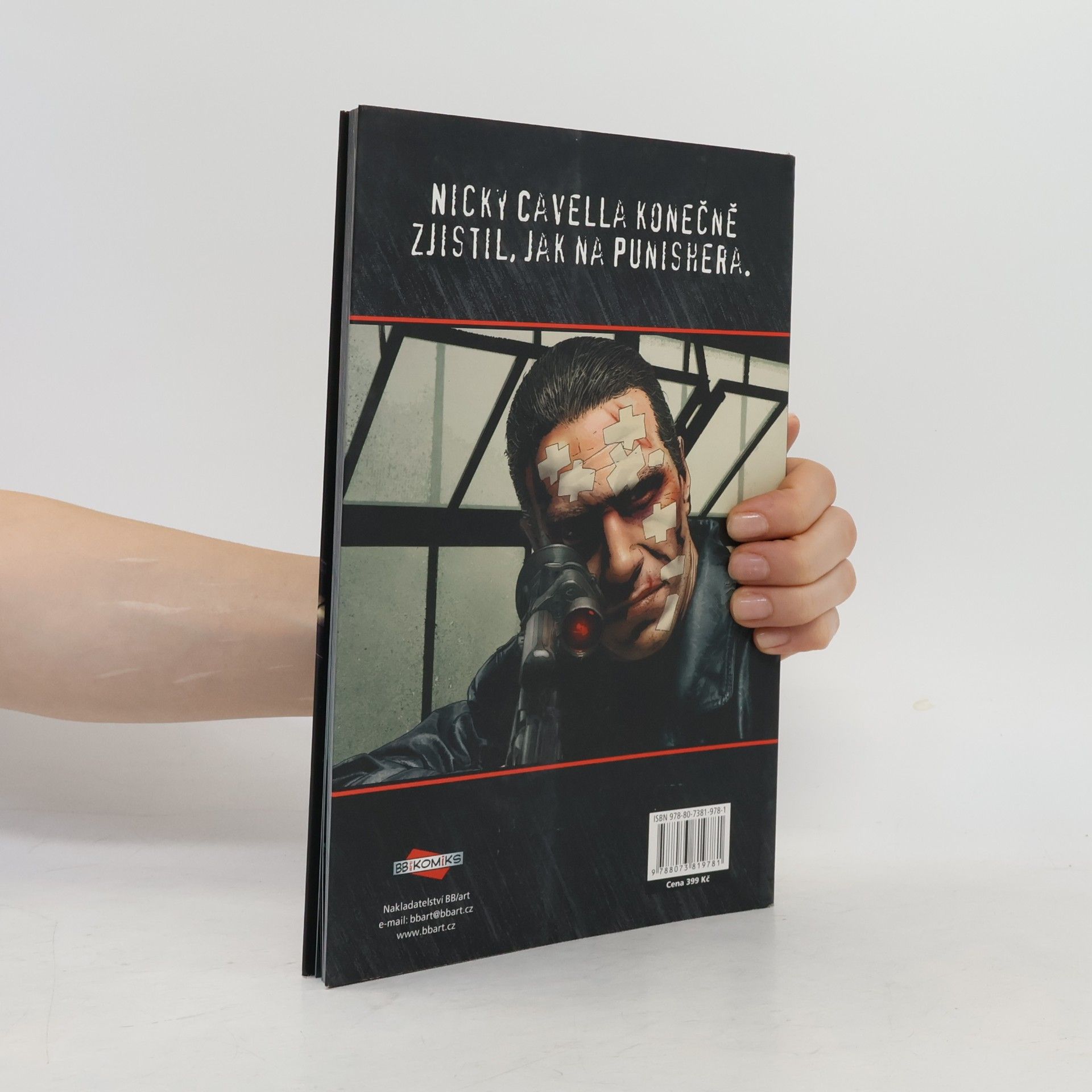Garth Ennis Punisher. Dole je nahoře, černá je bílá