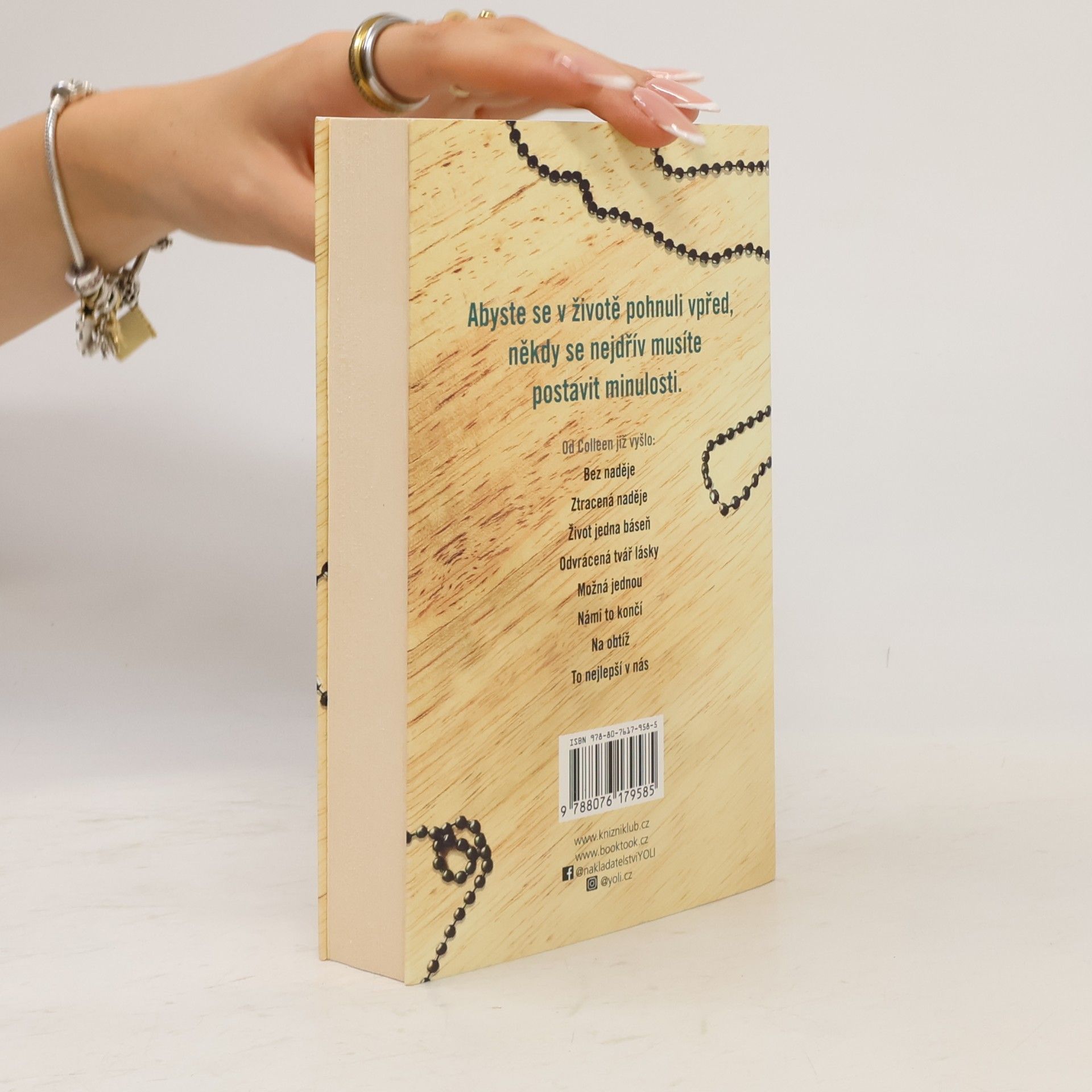 Colleen Hoover Ztracená naděje