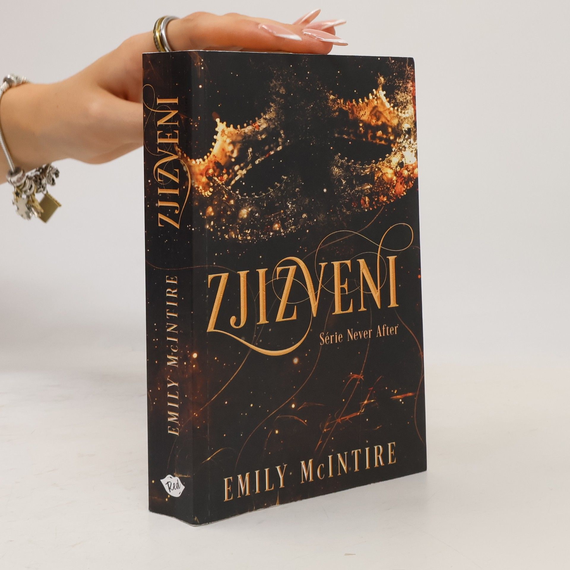 Emily McIntire Zjizveni