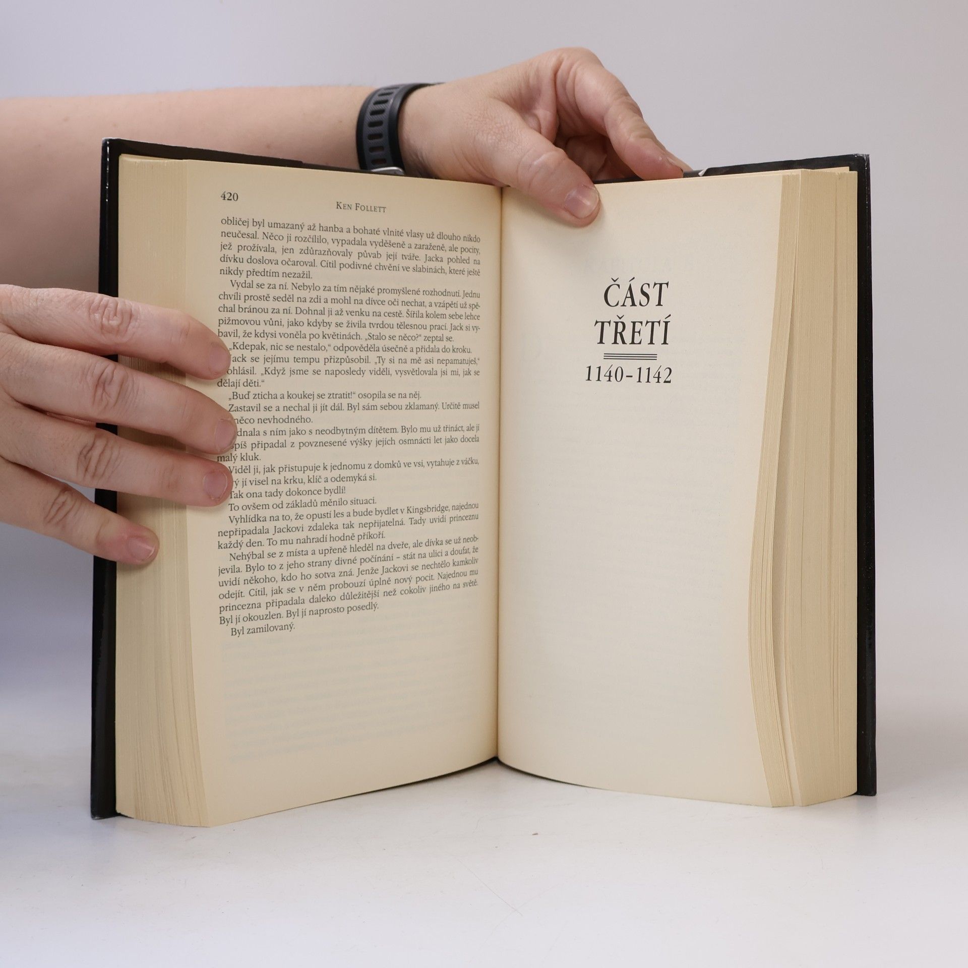 Ken Follett Pilíře země