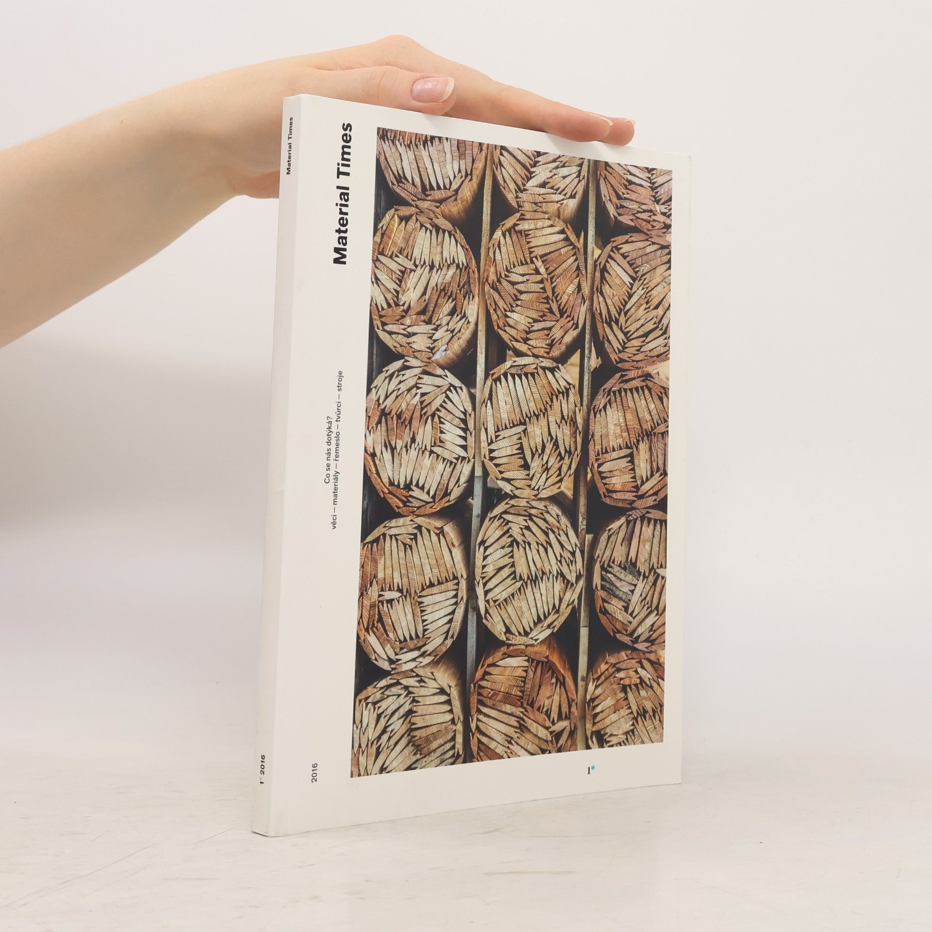 Tereza Lišková Material Times 1/2016