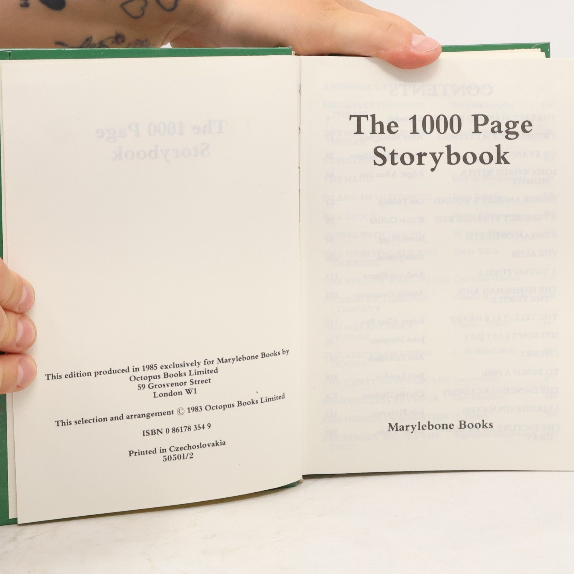 Kolektiv autorů The 1000 Page Children's Storybook